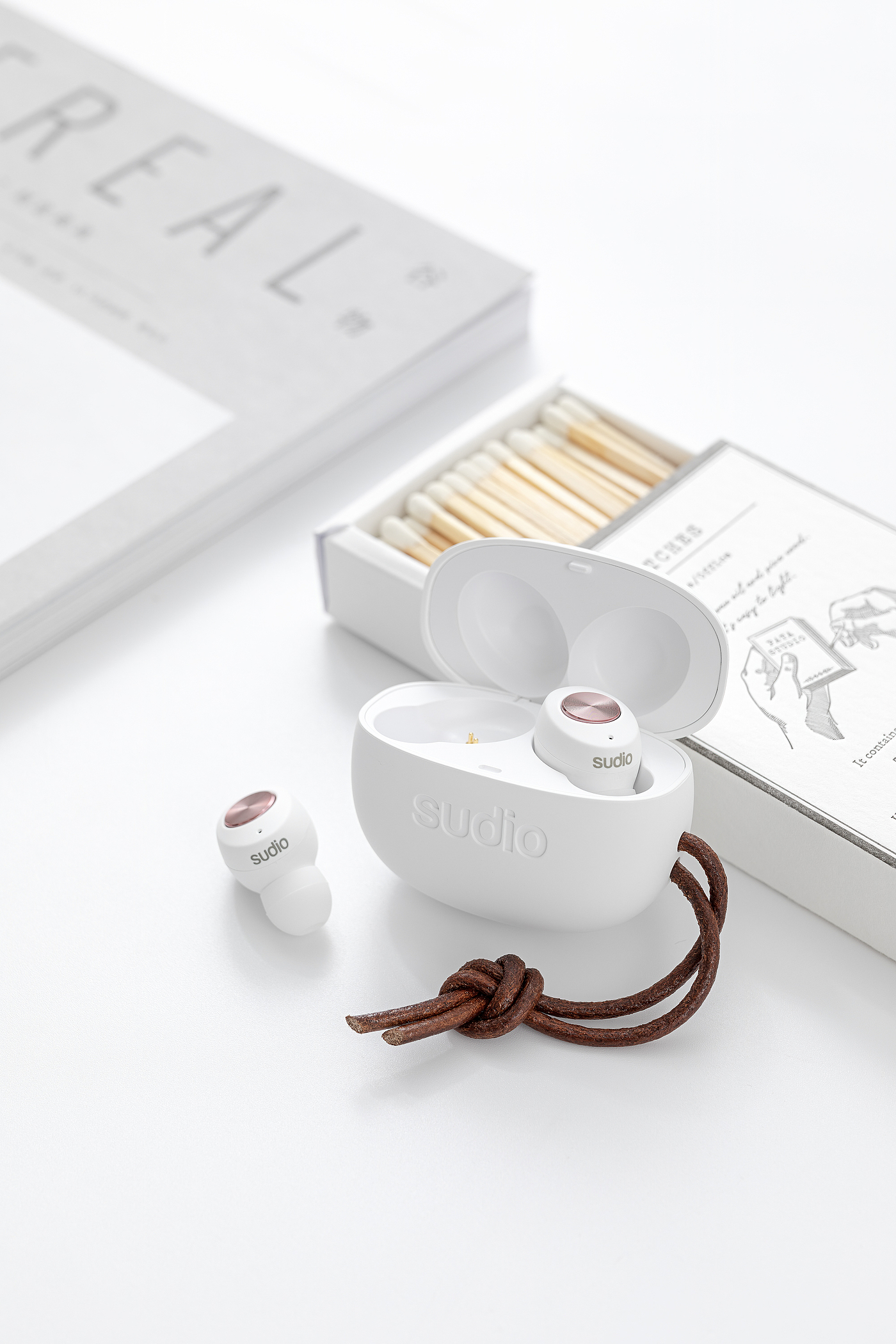 SUDIO，Bluetooth headset，headset，Shenzhen，shot，