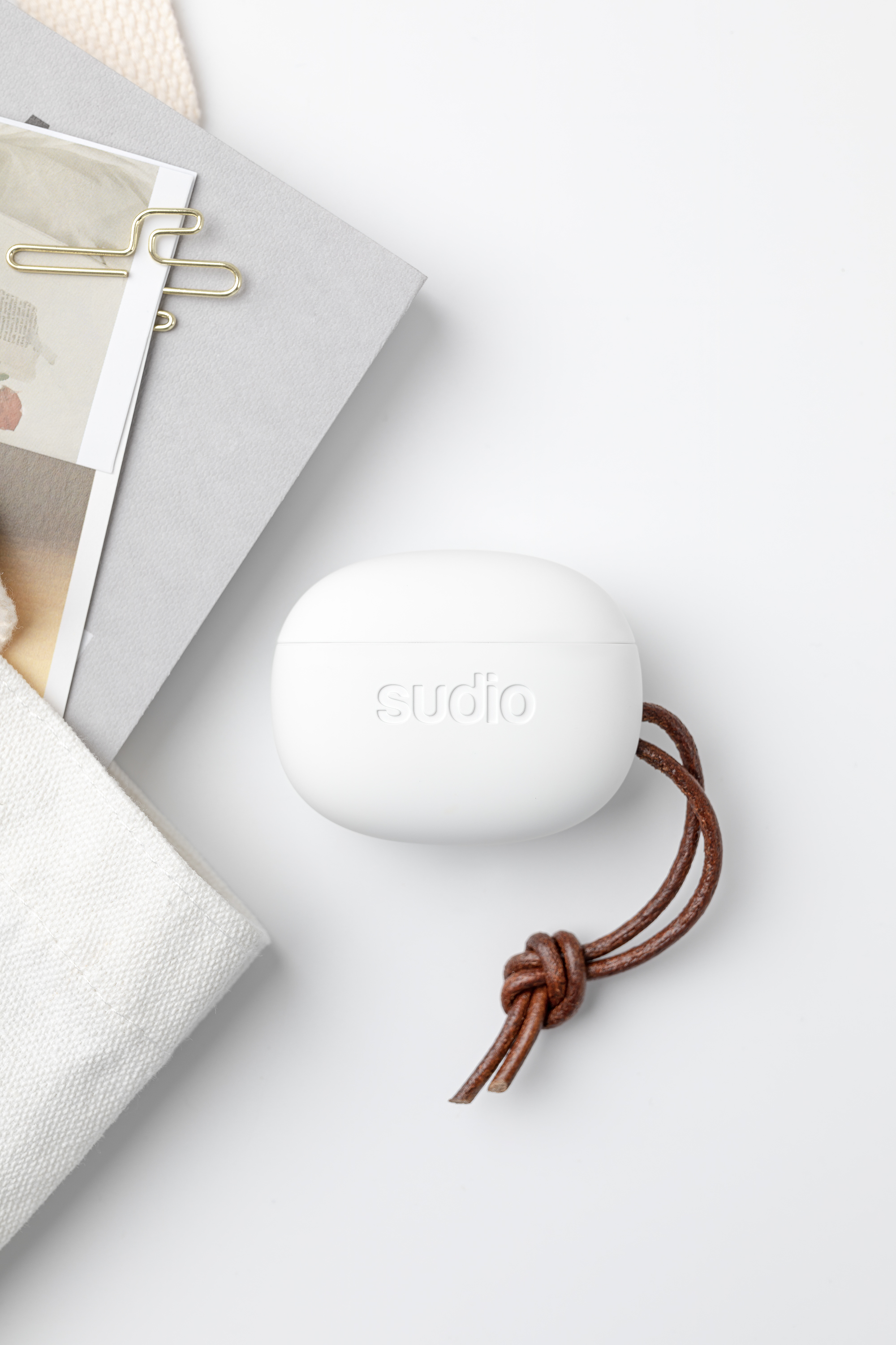 SUDIO，Bluetooth headset，headset，Shenzhen，shot，