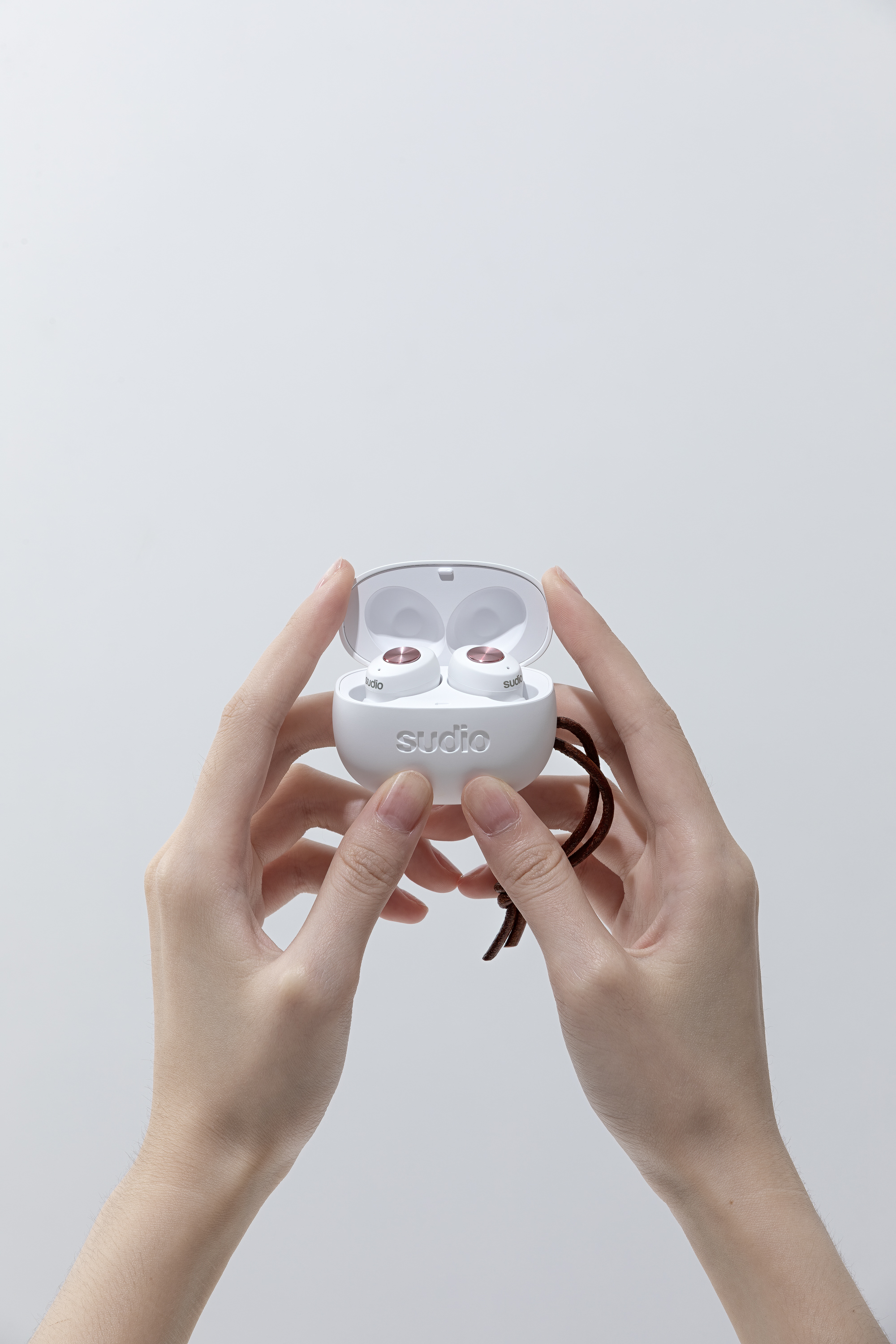 SUDIO，Bluetooth headset，headset，Shenzhen，shot，