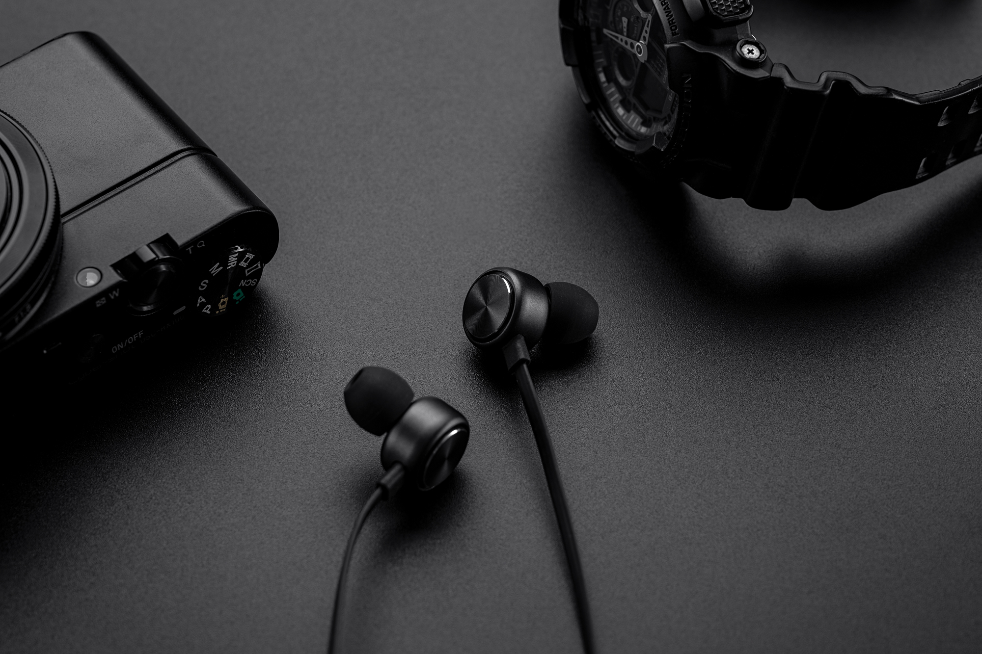 Tang Mai，headset，Shenzhen，shot，