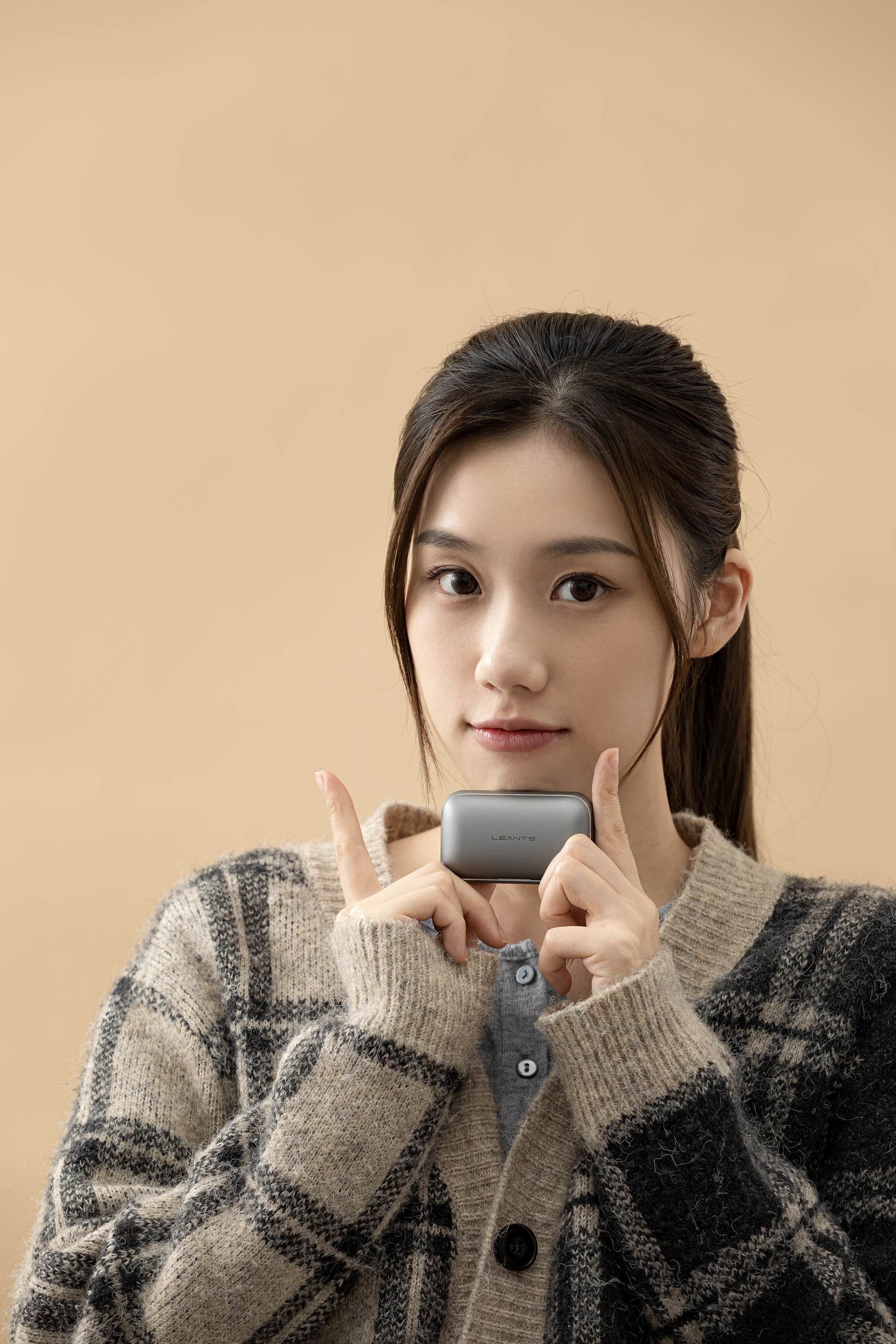 Le ant，Bluetooth，headset，tws，Shenzhen，White base map，