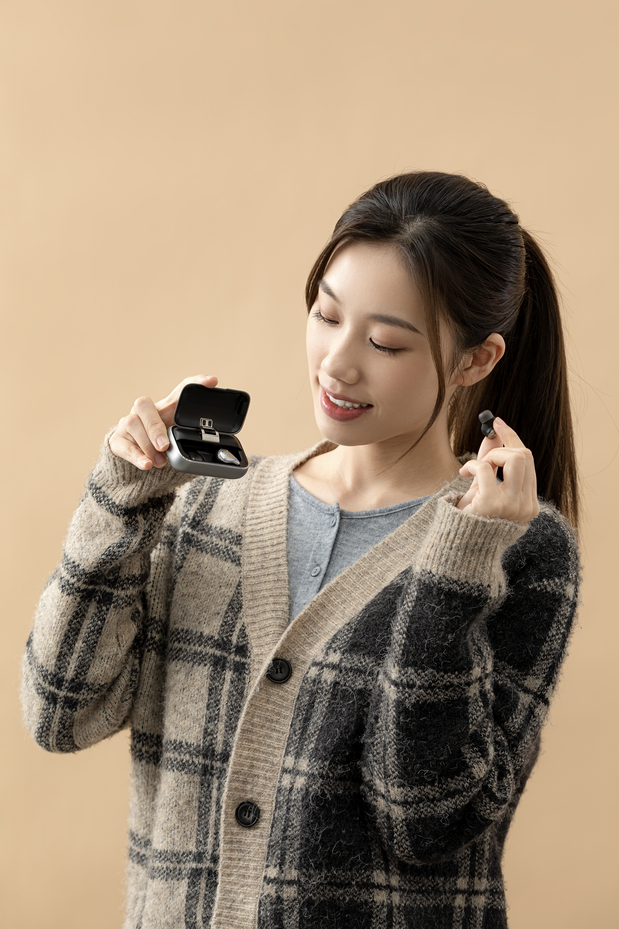 Le ant，Bluetooth，headset，tws，Shenzhen，White base map，