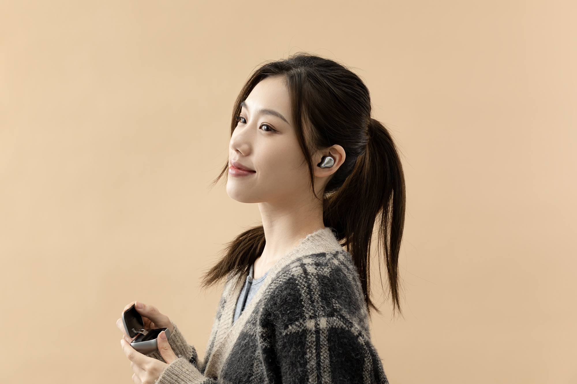 Le ant，Bluetooth，headset，tws，Shenzhen，White base map，