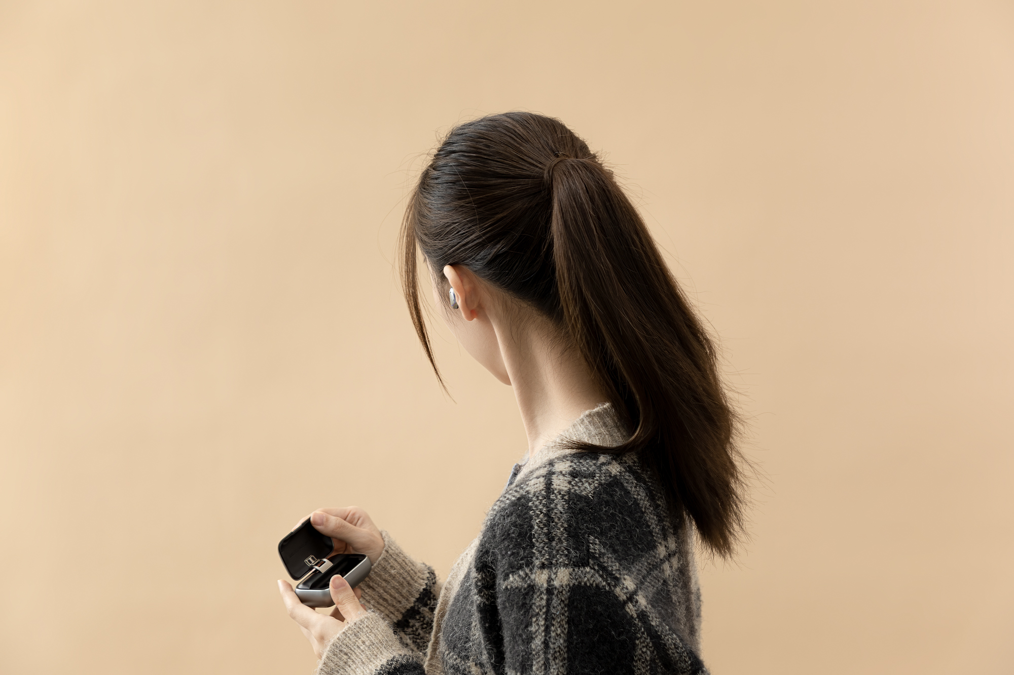 Le ant，Bluetooth，headset，tws，Shenzhen，White base map，