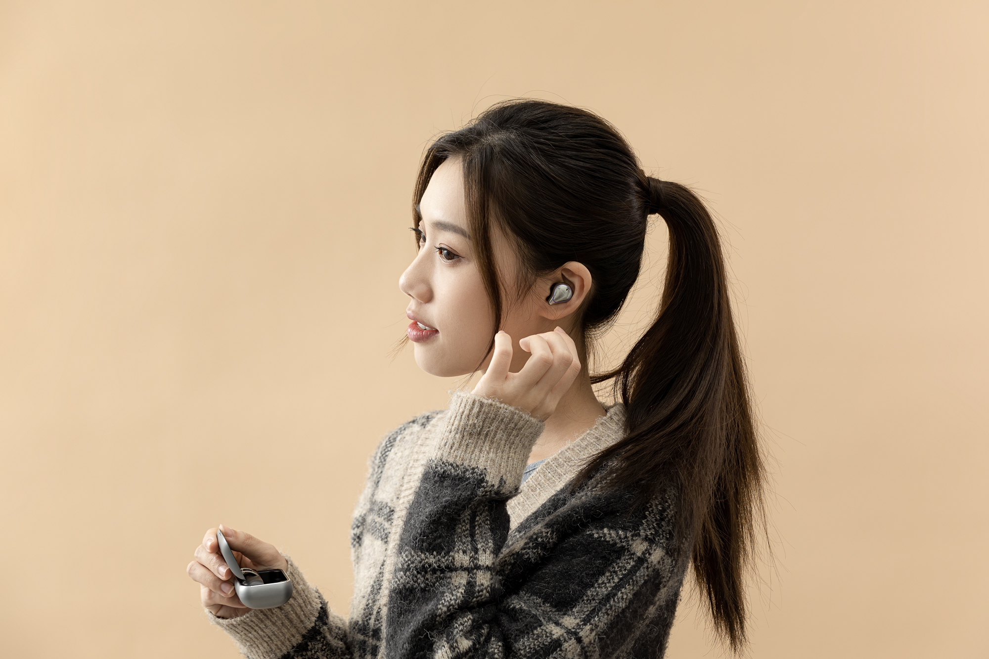 Le ant，Bluetooth，headset，tws，Shenzhen，White base map，