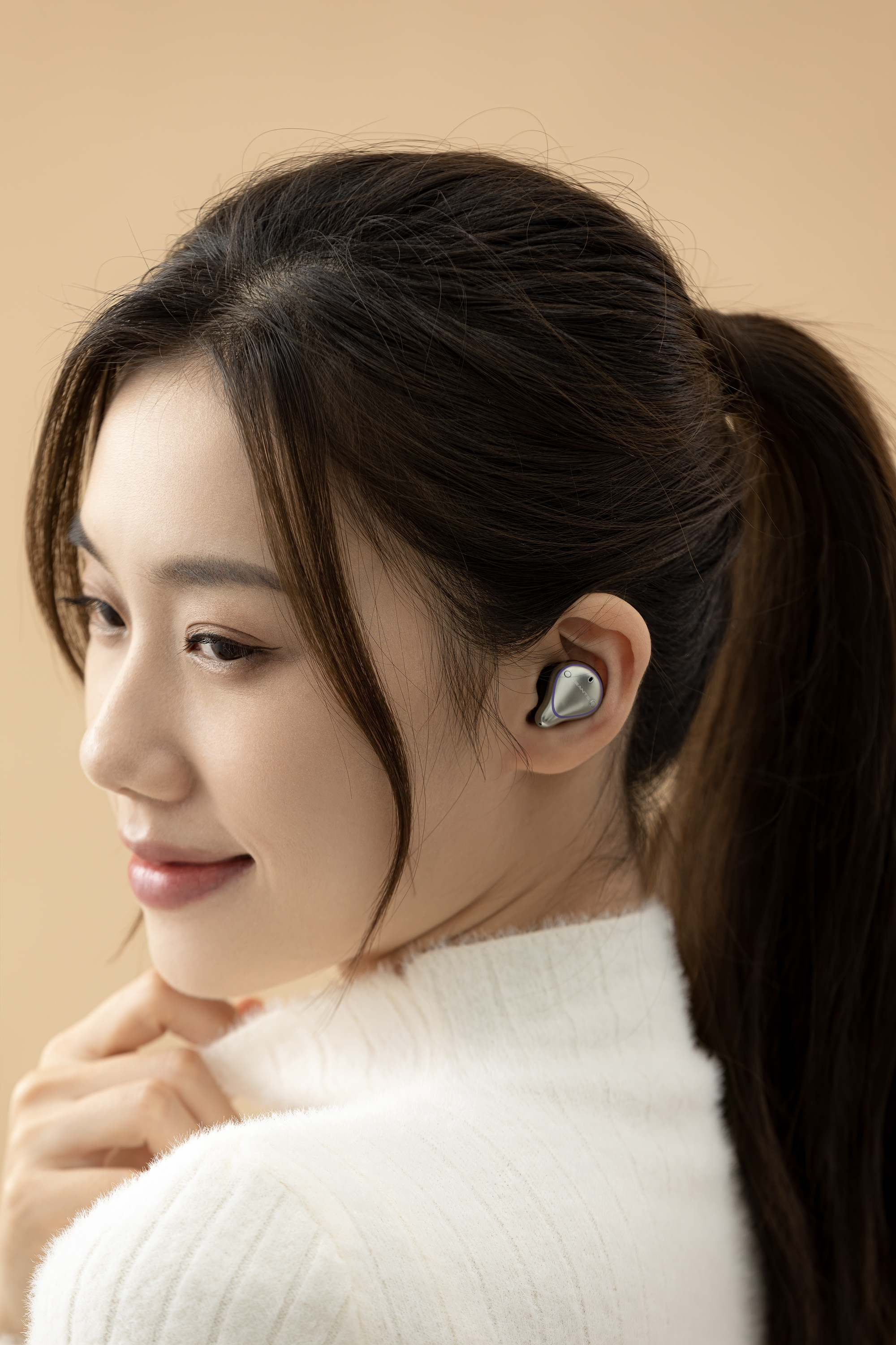 Le ant，Bluetooth，headset，tws，Shenzhen，White base map，