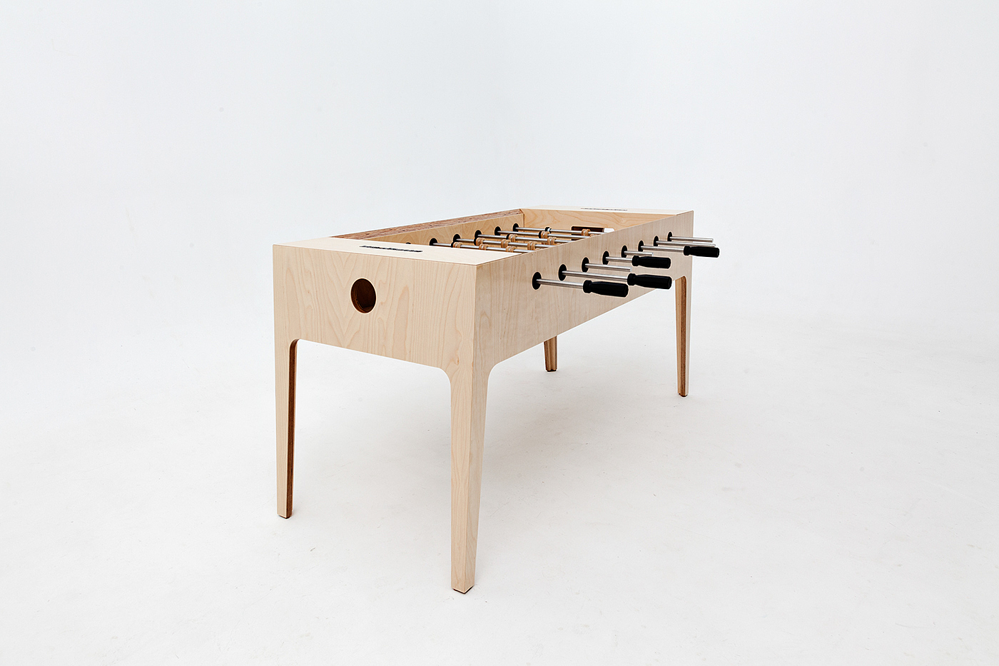 Football table，pleasure，interaction，