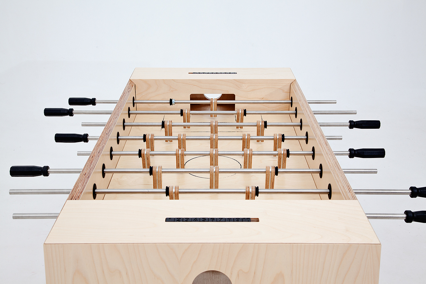 Football table，pleasure，interaction，