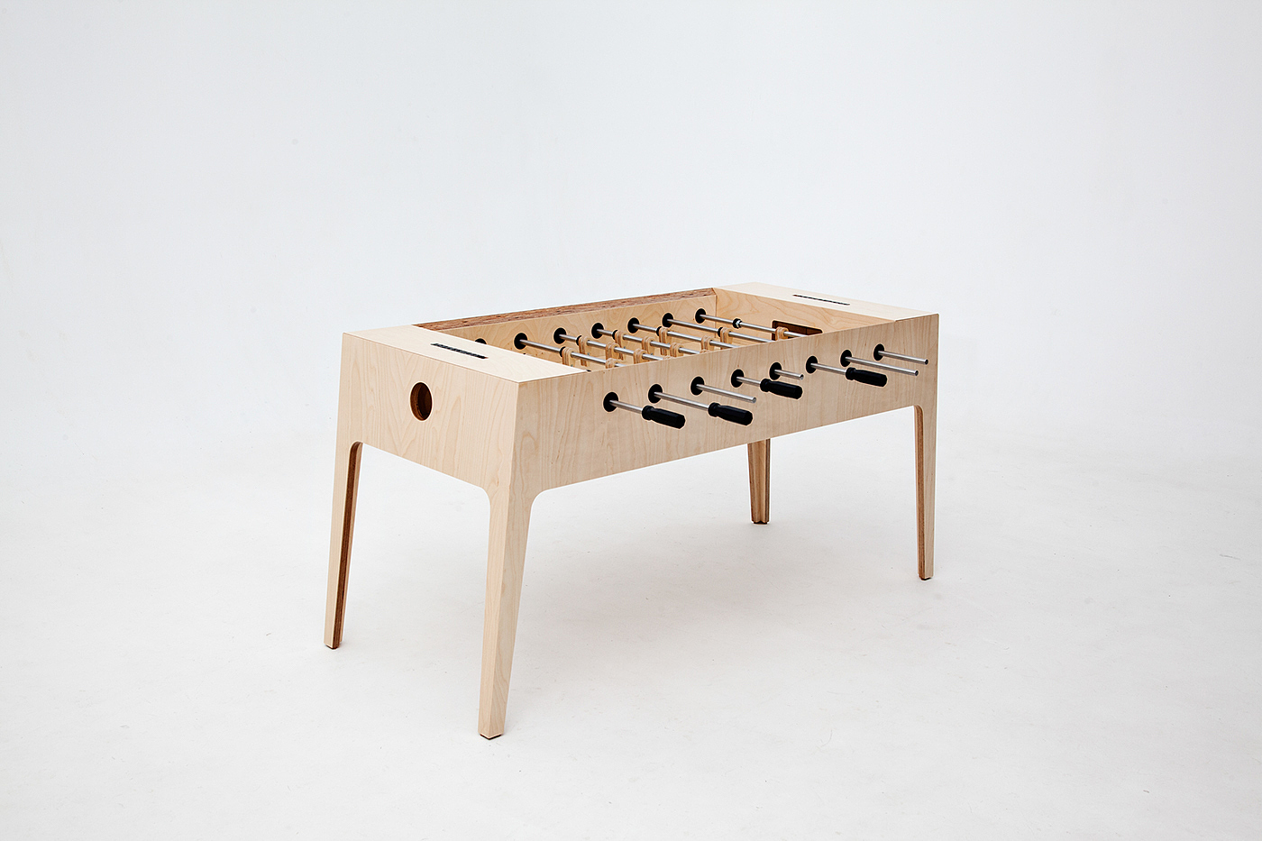 Football table，pleasure，interaction，