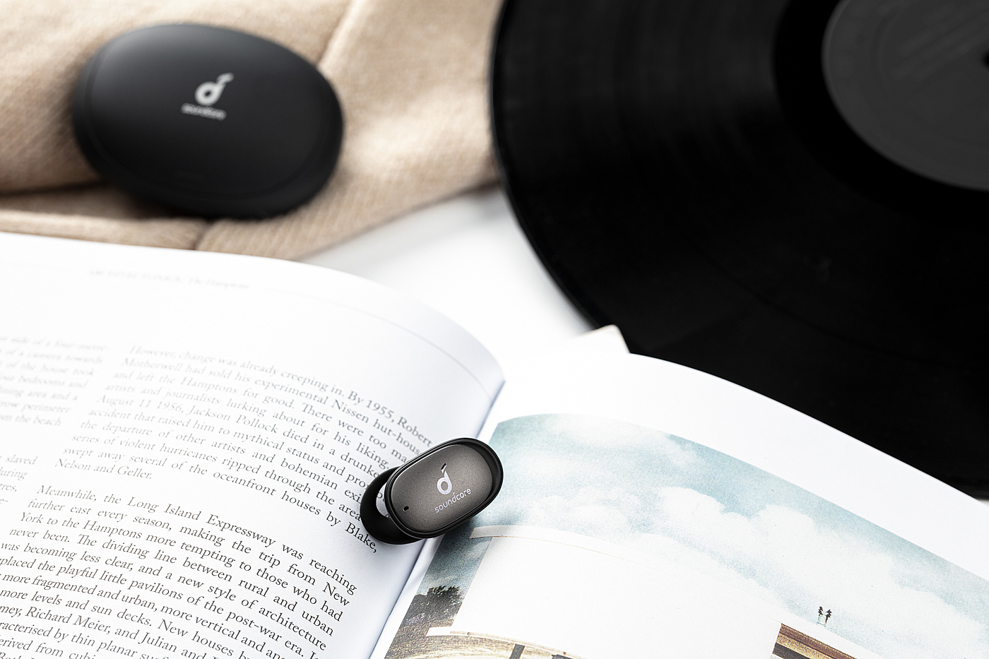 anchor，Soundcore，tws，headset，Shenzhen，shot，