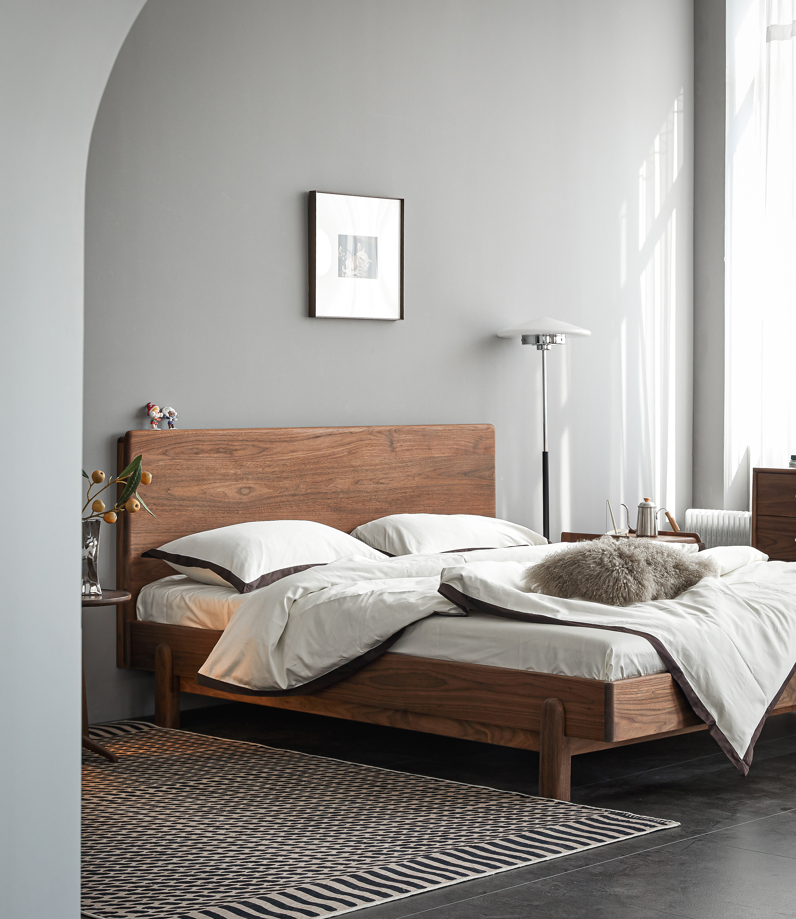 Solid wood bed，North American black walnut，furniture design ，Bedroom decoration，