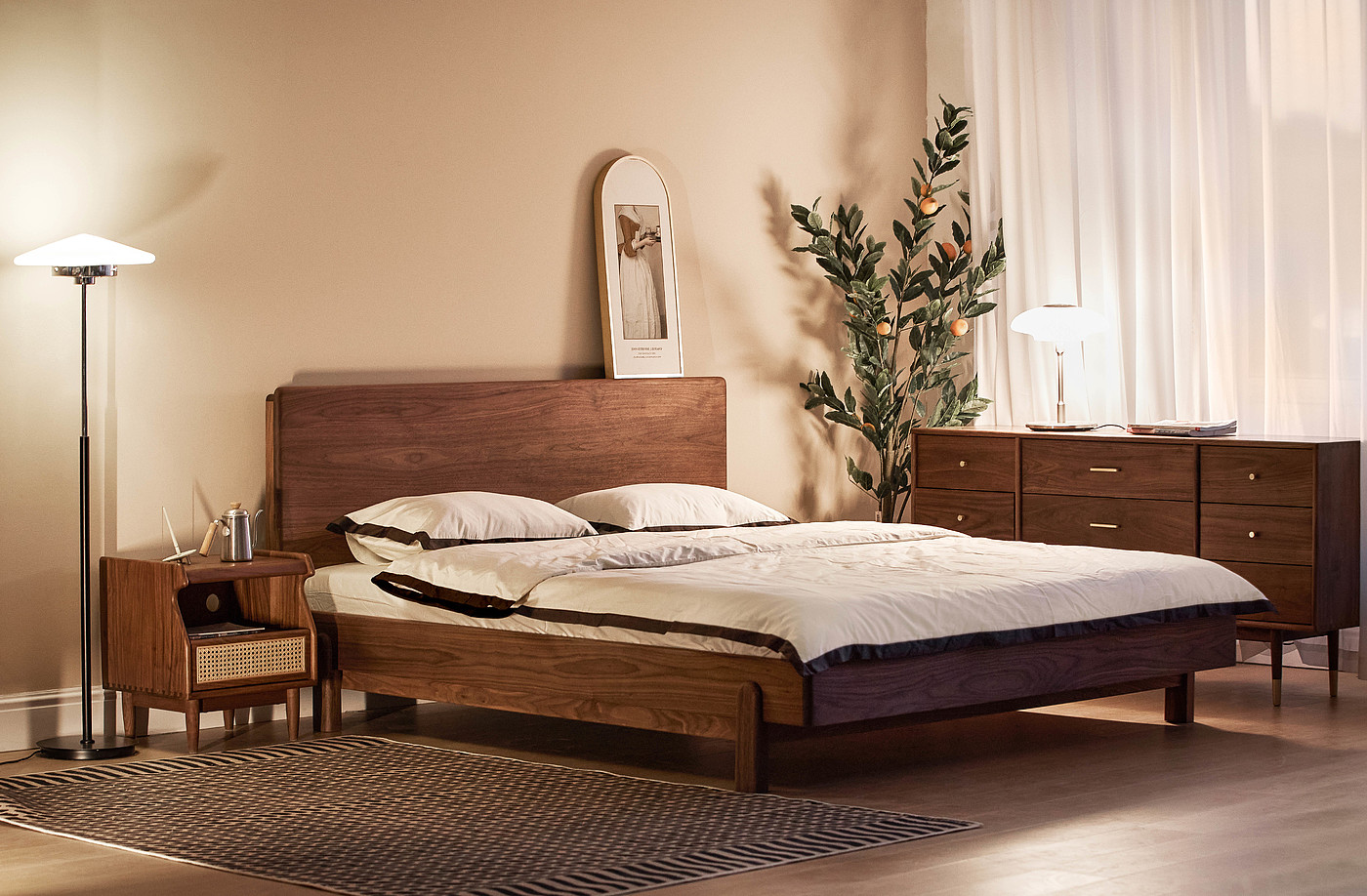 Solid wood bed，North American black walnut，furniture design ，Bedroom decoration，
