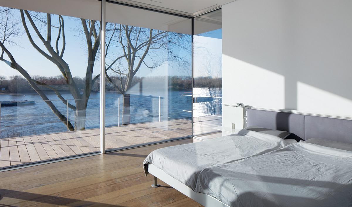 Product category，gold prize，if，two thousand and eighteen，