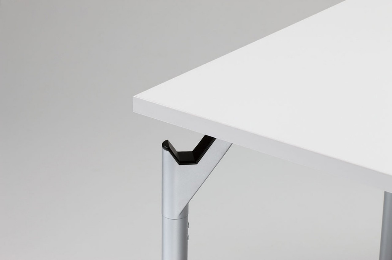 Table，Home Furnishing，industrial design，product design，Simplicity，