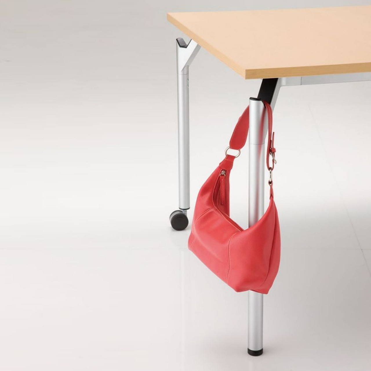 Table，Home Furnishing，industrial design，product design，Simplicity，