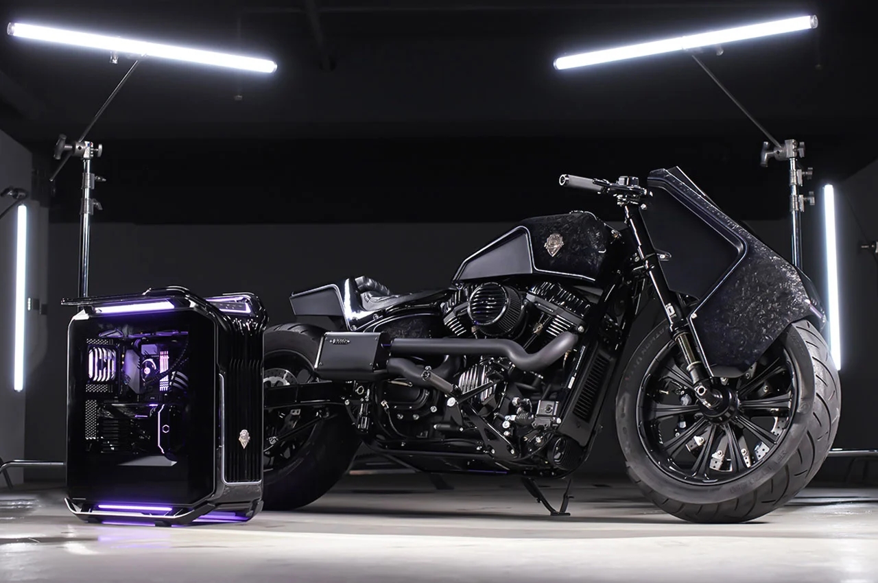 motorcycle，vehicle，