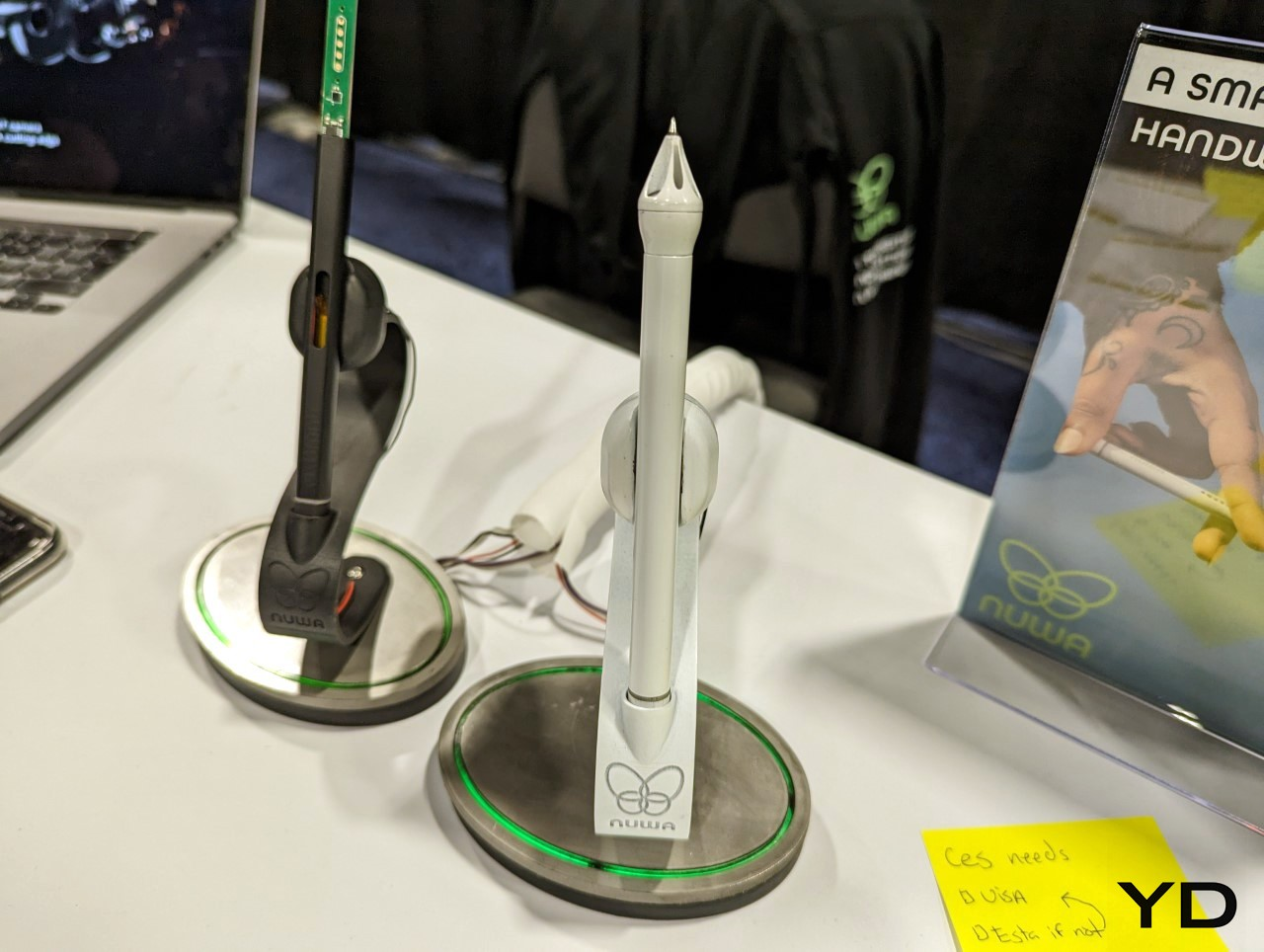 science and technology，product design，"Ballpoint Pen"，Appearance design，