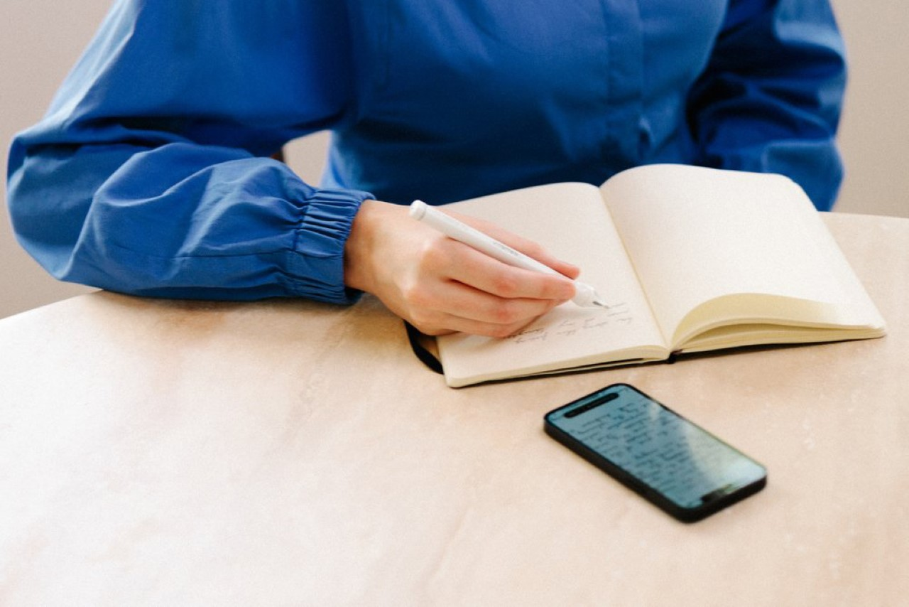 science and technology，product design，"Ballpoint Pen"，Appearance design，