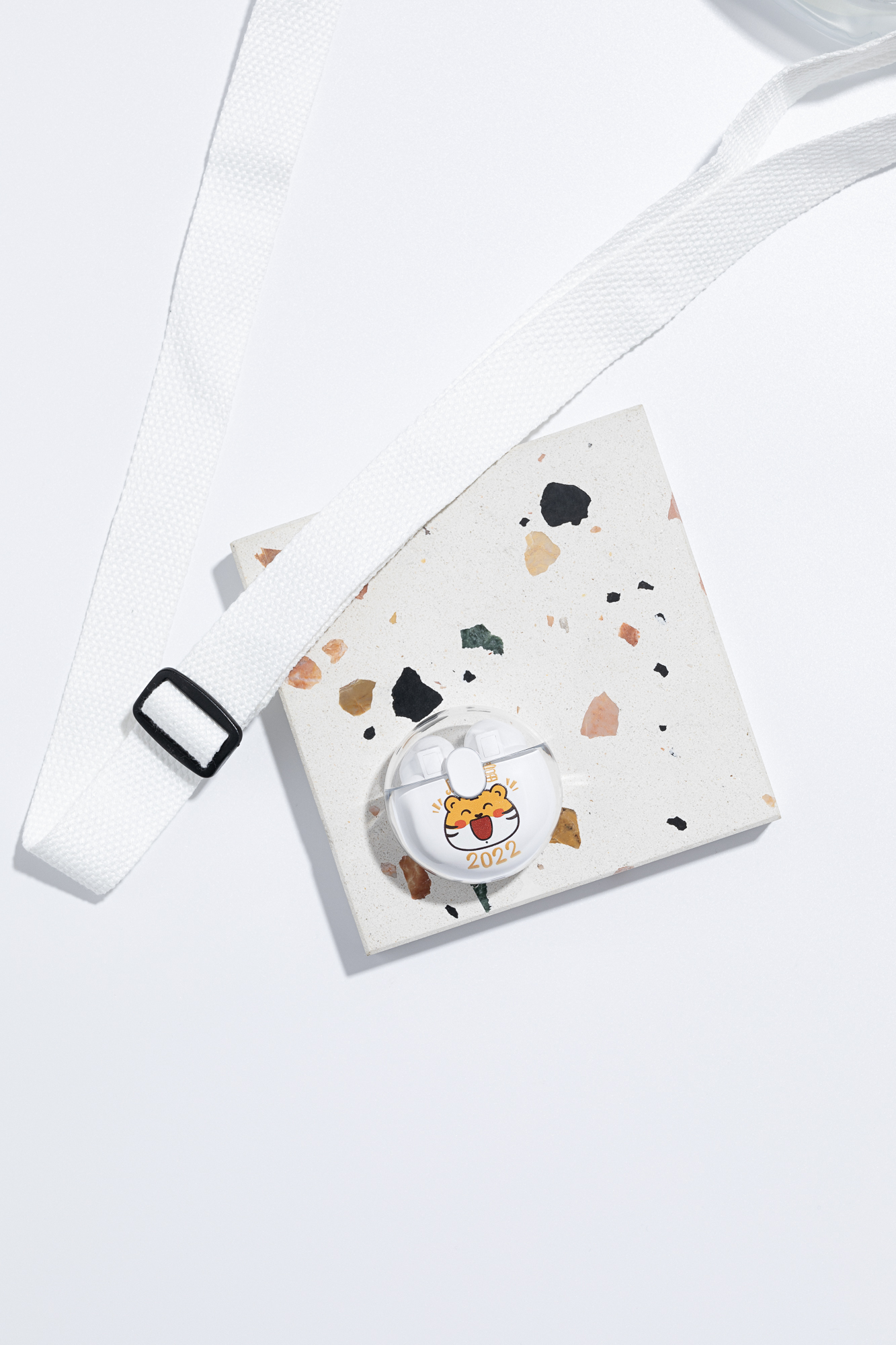 tws，Bluetooth，headset，Shenzhen，shot，