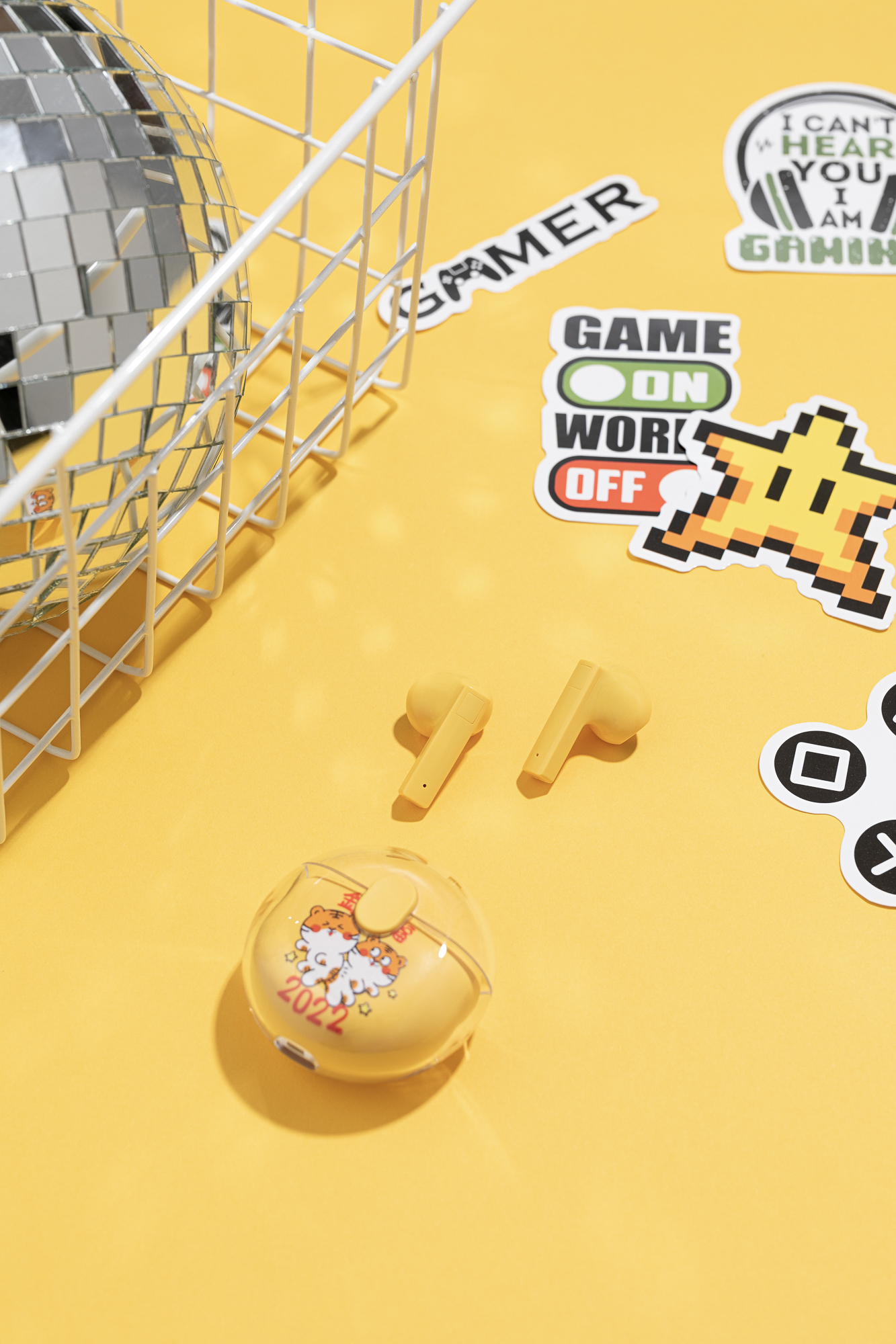 tws，Bluetooth，headset，Shenzhen，shot，