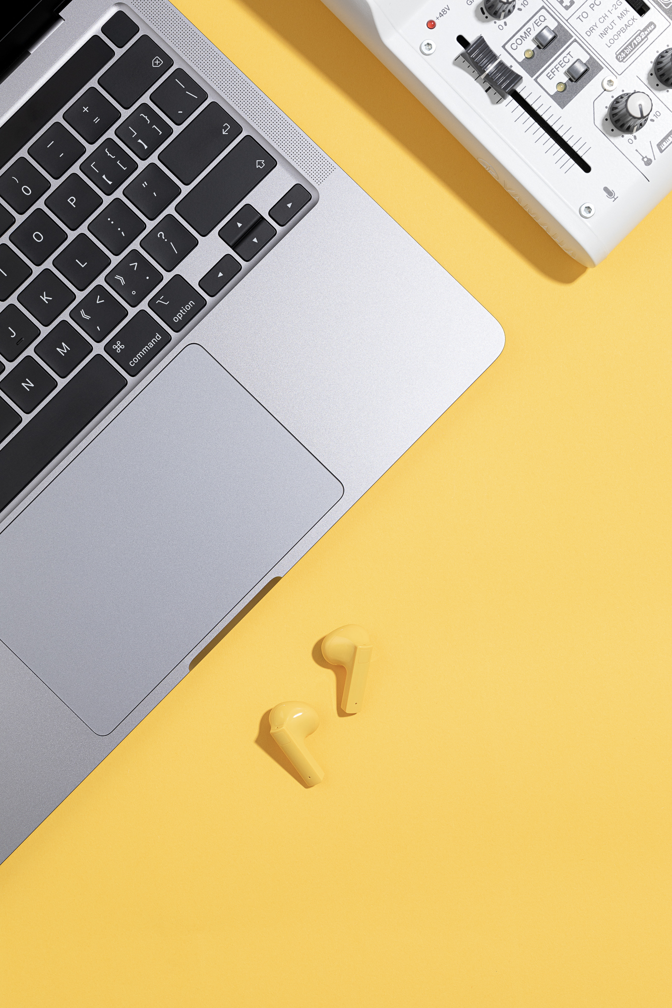 tws，Bluetooth，headset，Shenzhen，shot，