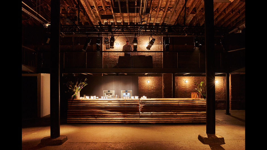 Packaging project and visual communication project，gold prize，if，two thousand and eighteen，