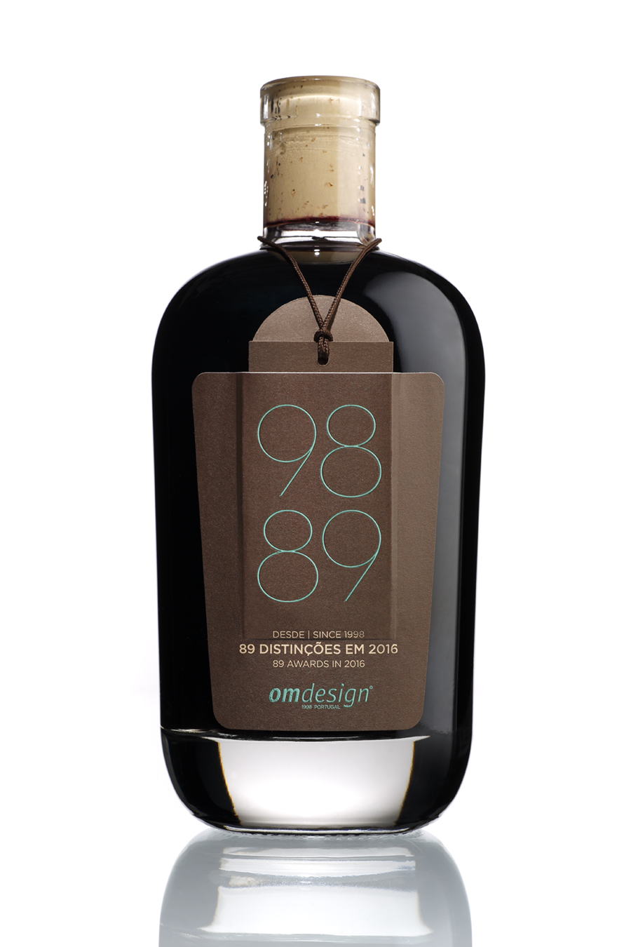 Packaging project and visual communication project，gold prize，if，two thousand and eighteen，