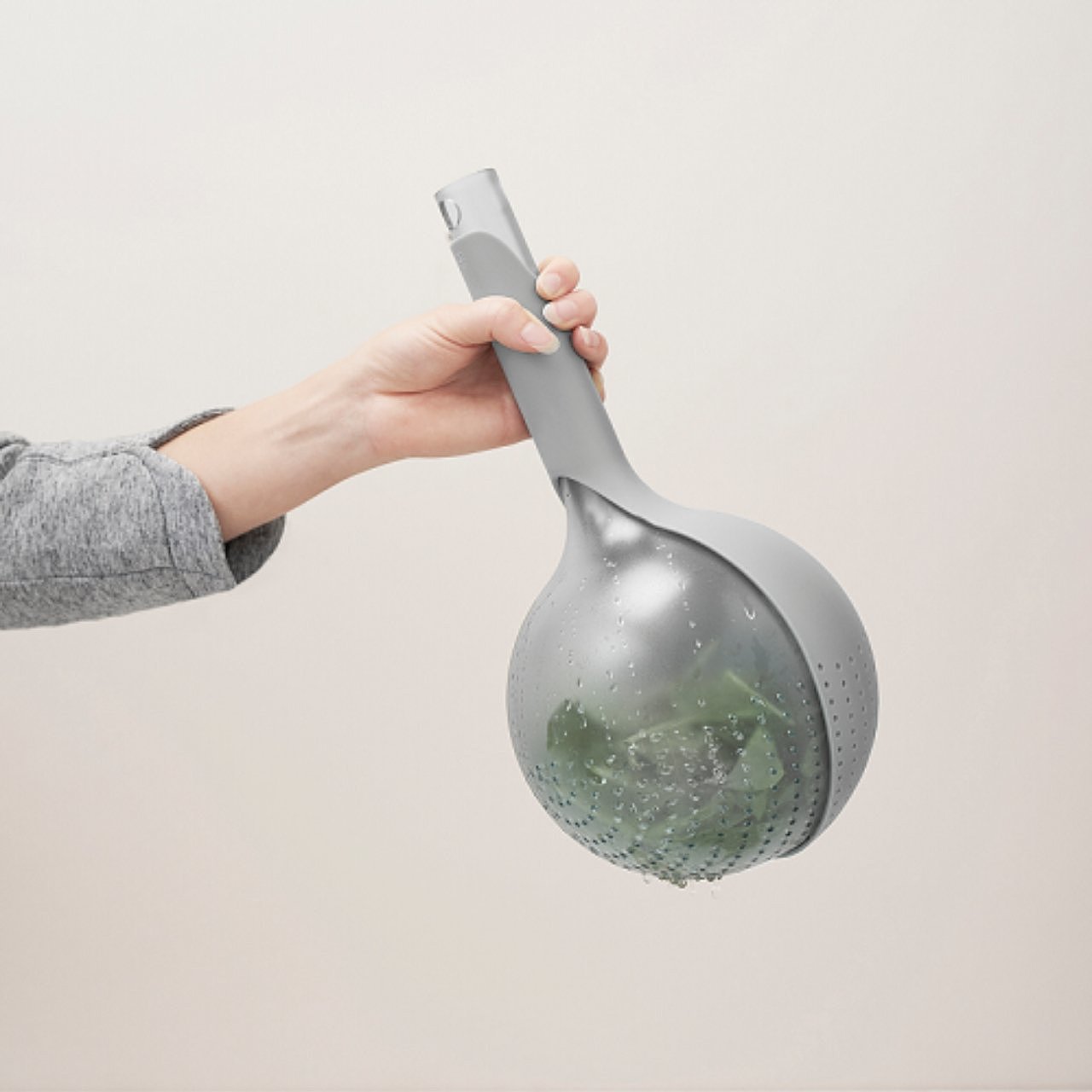 Viviana Degrandi，cooking，salad，Drop colander，