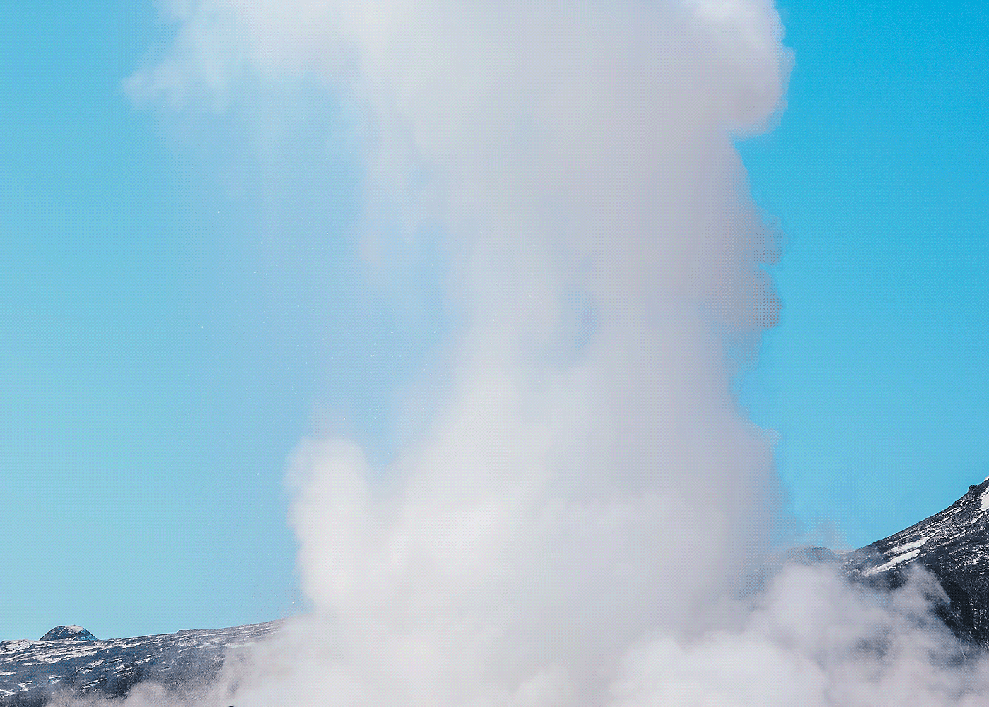 concept，product design，coat hanger，steam，vapor，