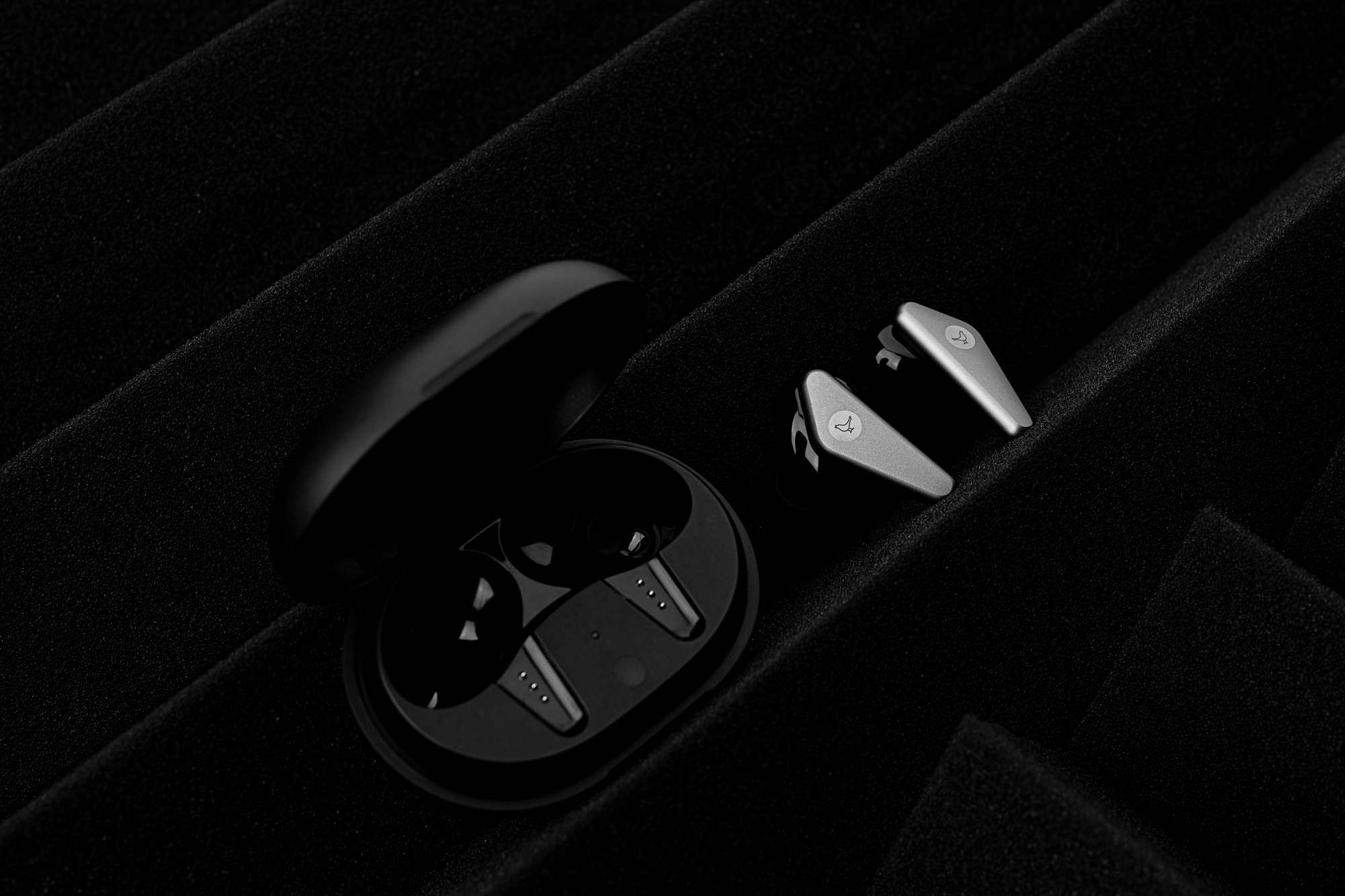 Bluetooth，headset，noise reduction，tws，