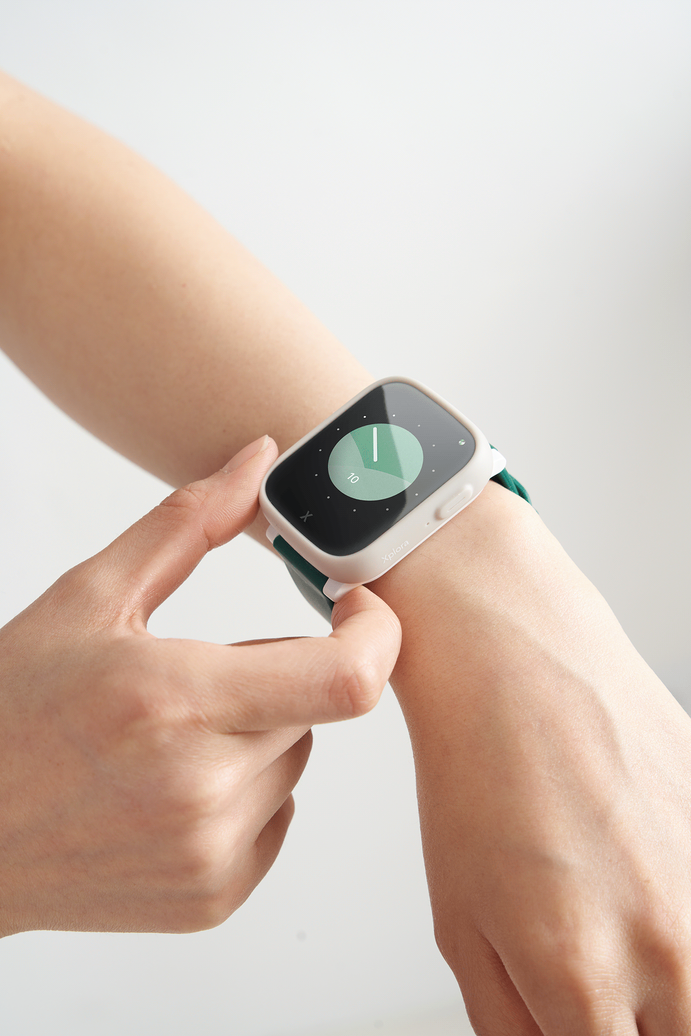 Wrist watch，children，intelligence，Appearance design，delicate，