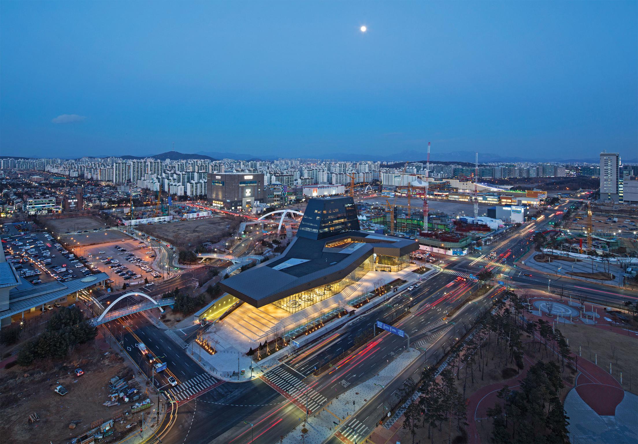 two thousand and eighteen，if，gold prize，Interior design and architectural design project，