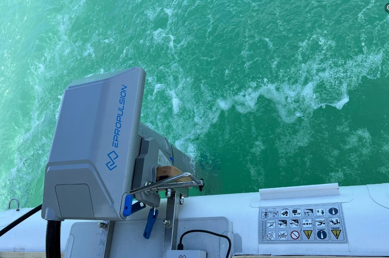 product design，Inflatable no port catamaran，portable，DDD Manufaktúra，