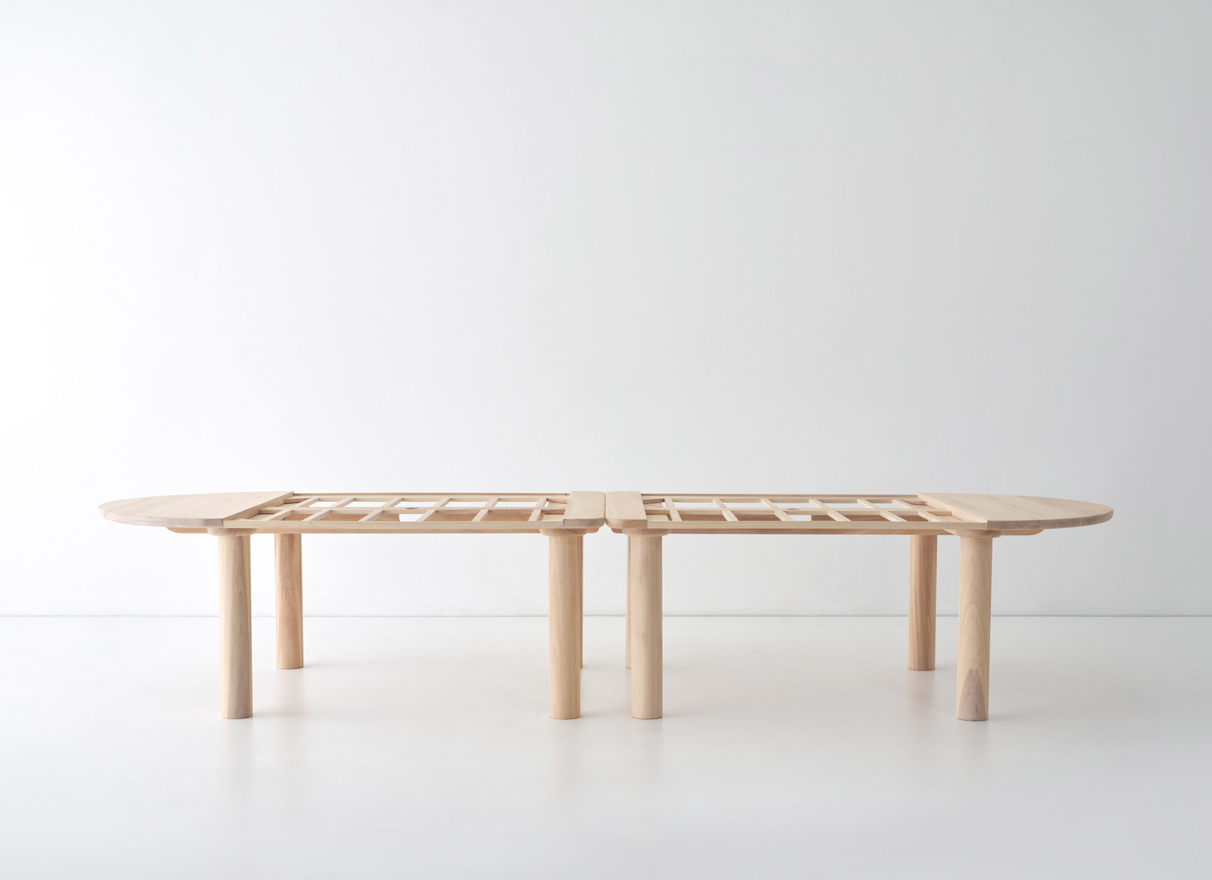 Another Country，Work Series II table，product design，Sustainability，Dezeen Award，Workplace，