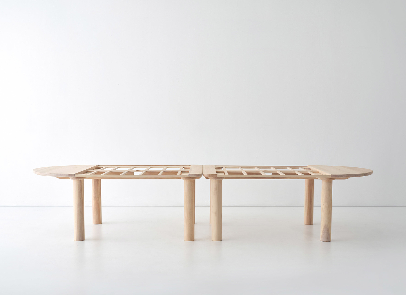 Another Country，Work Series II table，product design，Sustainability，Dezeen Award，Workplace，