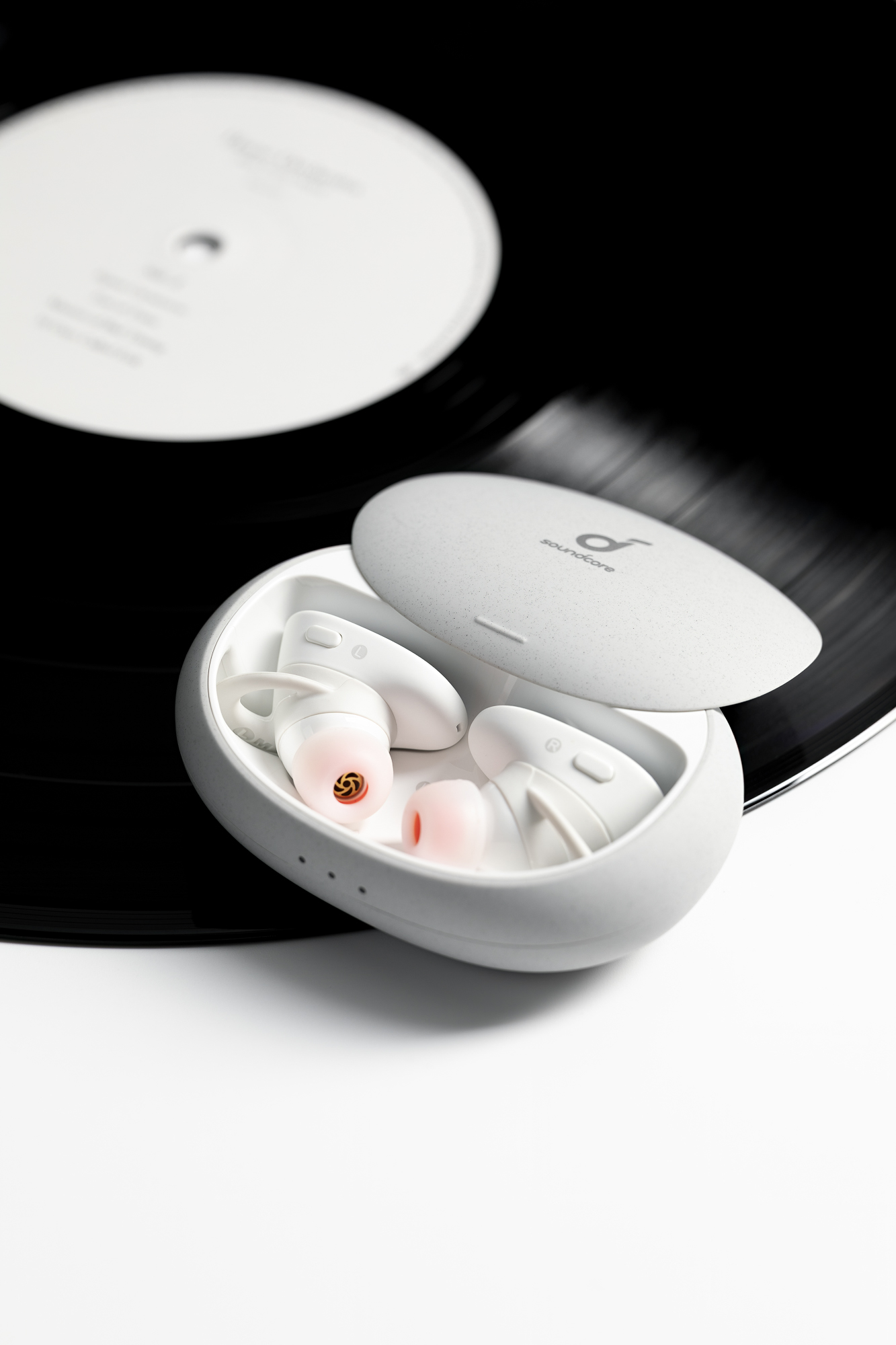 Soundcore，Bluetooth，headset，Shenzhen，shot，