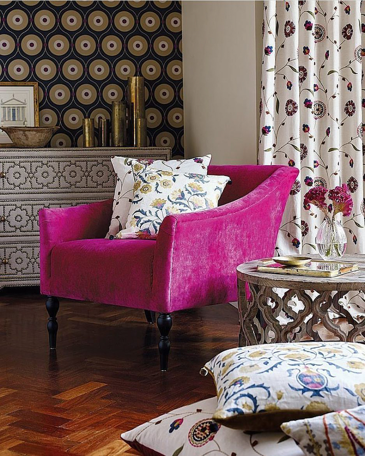 color，Magenta，Non-mainstream，Pantone，Pantone Color，