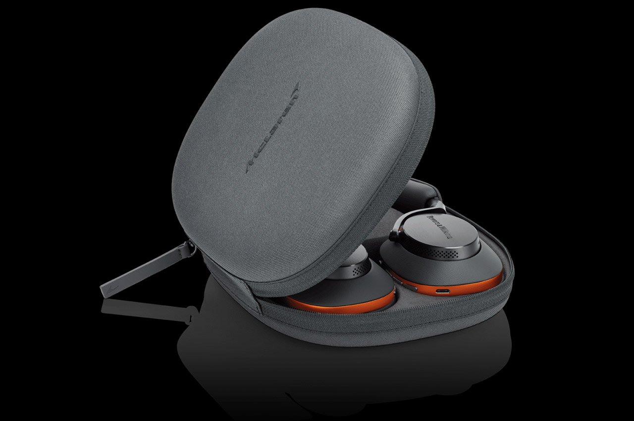 Bower and Wilkins，Px8 headphones，product design，MCLAREN EDITION PX8，Two-Tone Finish，Ergonomics，
