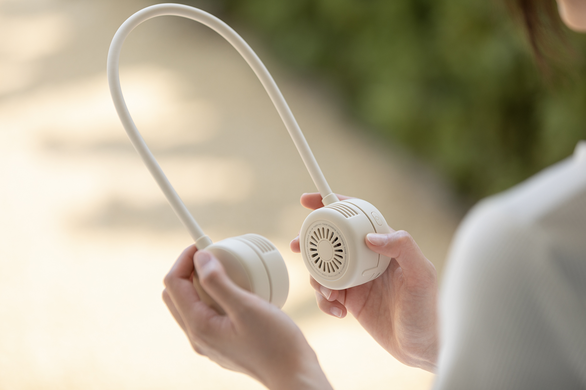 Several elements，halter ，Fan，