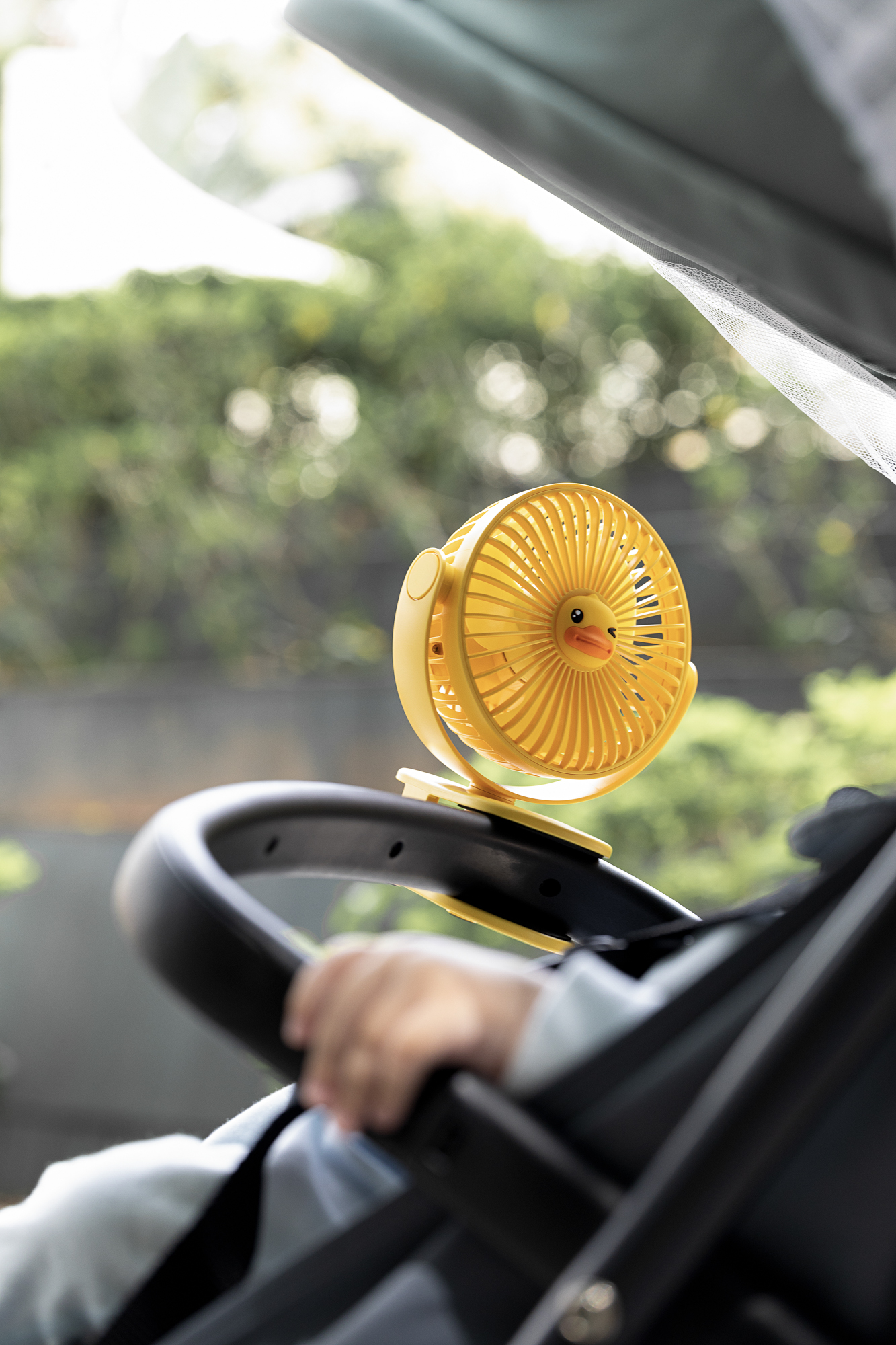 Several elements，Yellow duck，Clip，Fan，