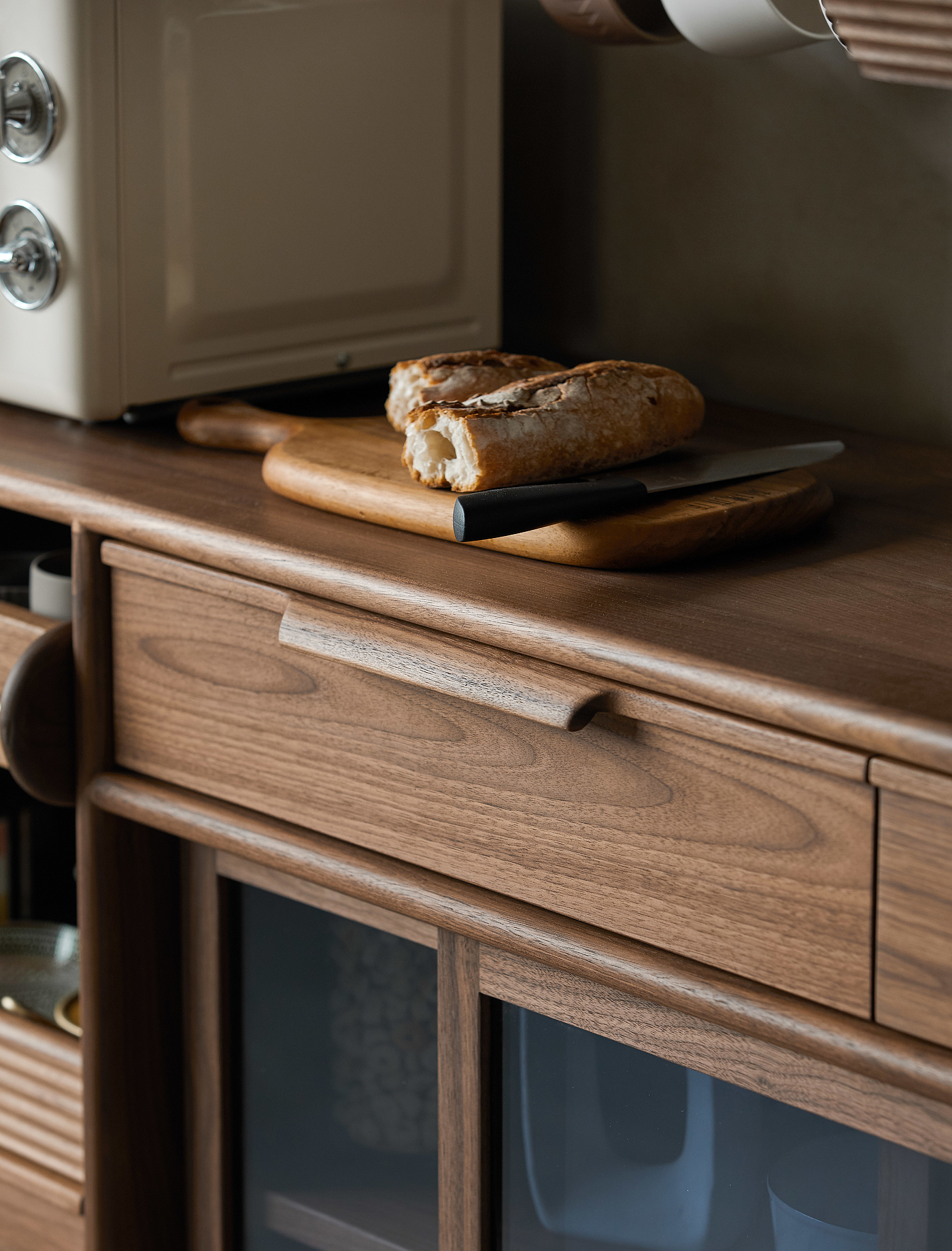 furniture design ，Sideboard，Black walnut，