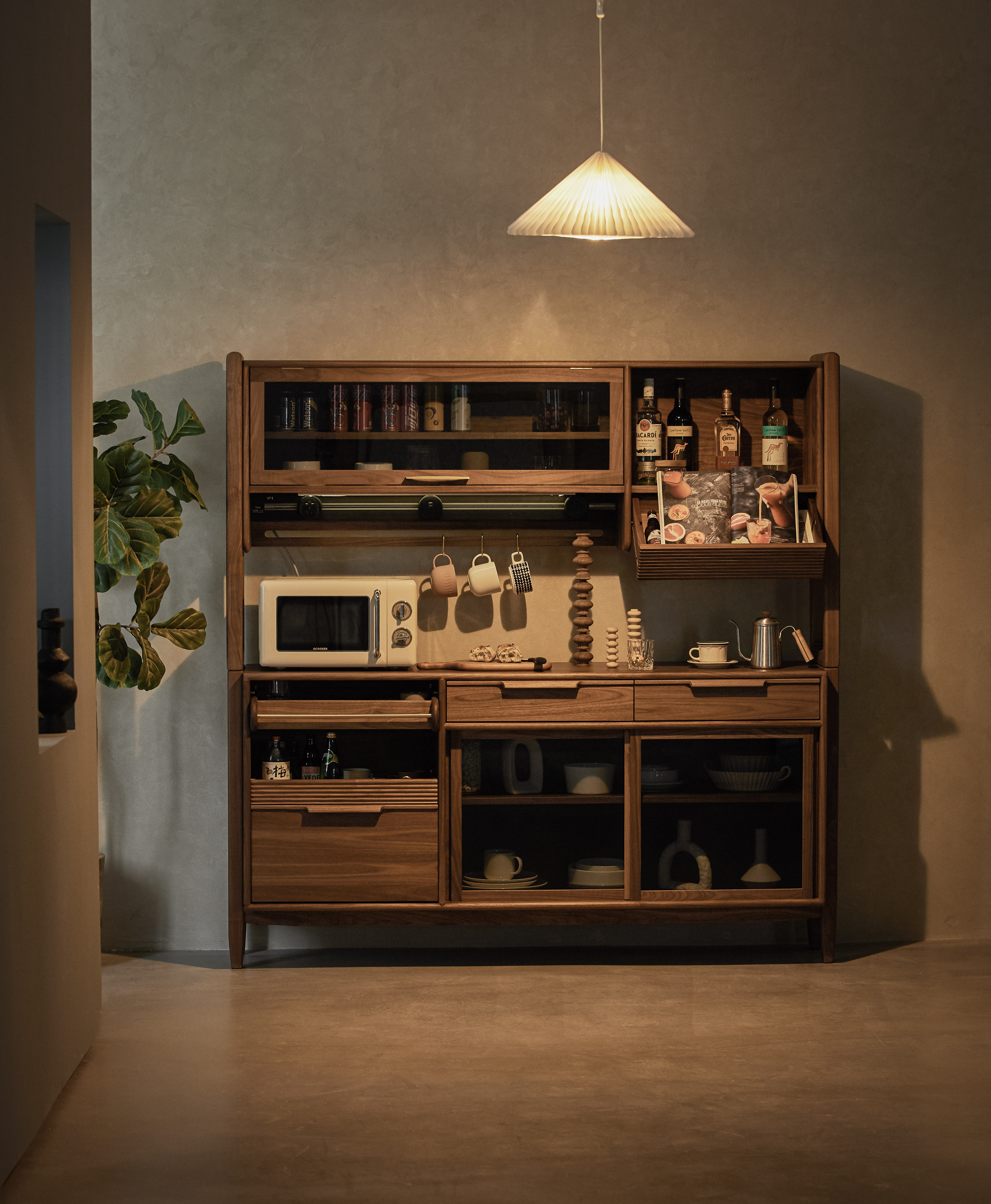 furniture design ，Sideboard，Black walnut，