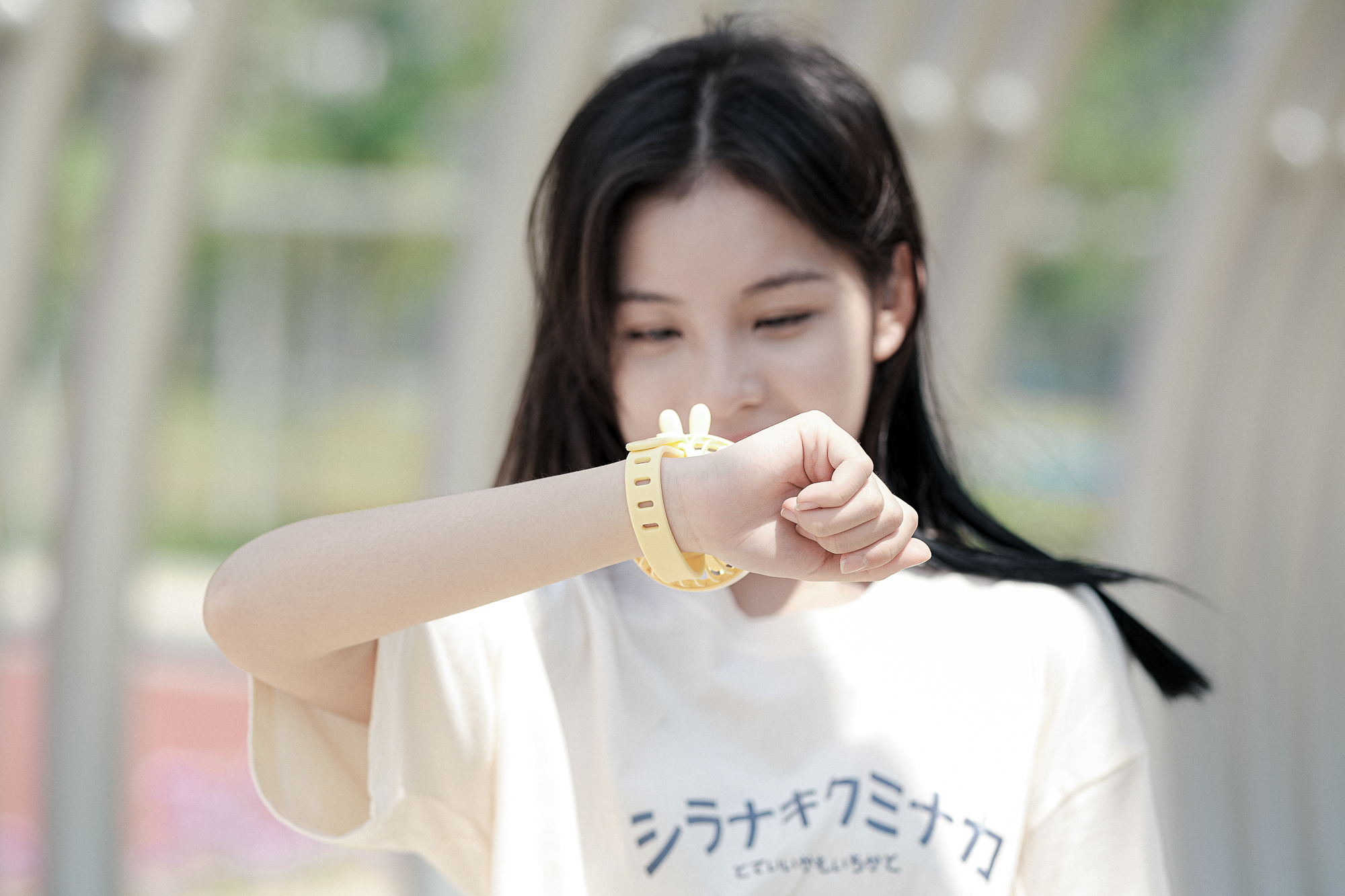 Wrist watch，Fan，