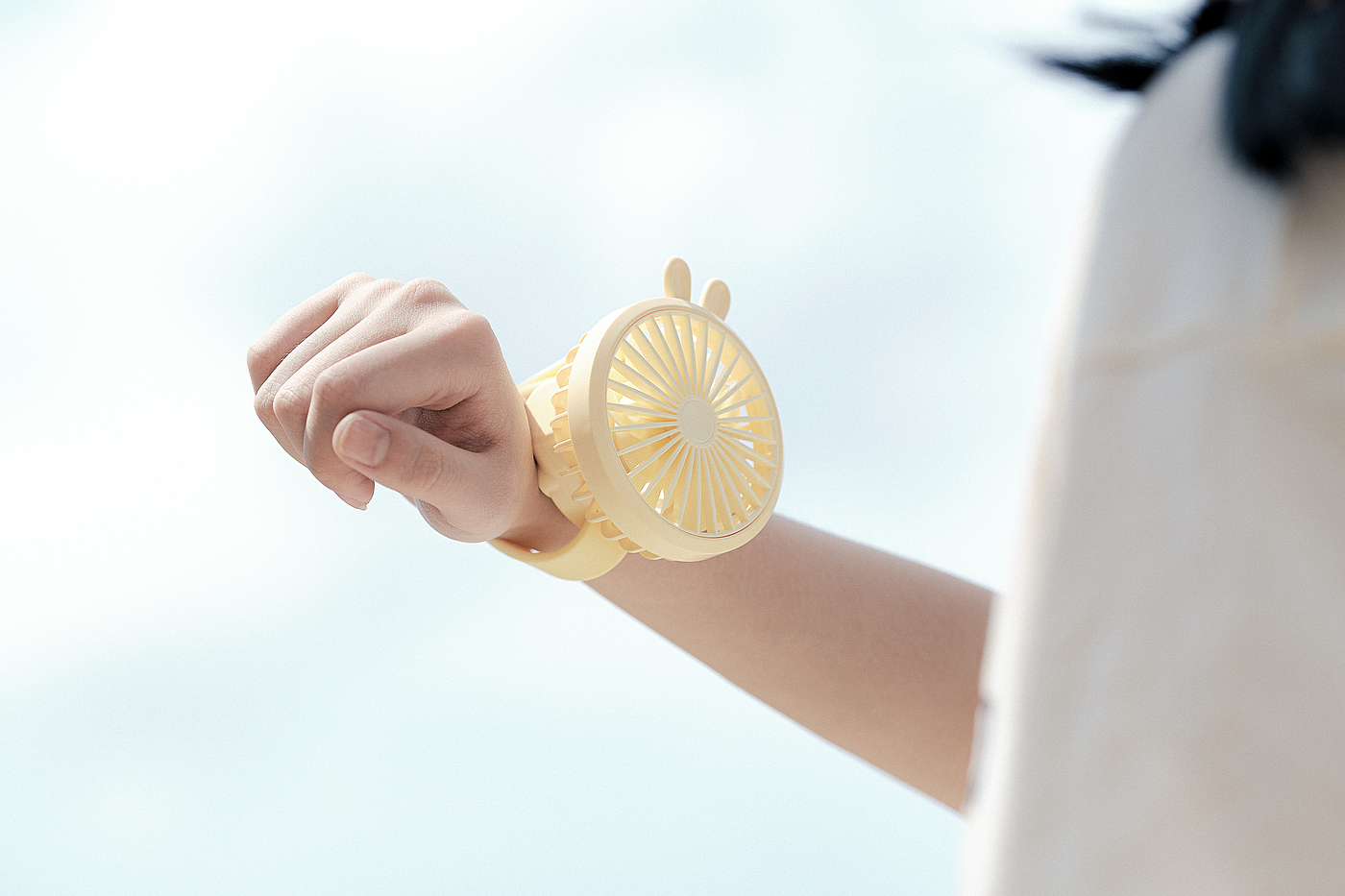 Wrist watch，Fan，