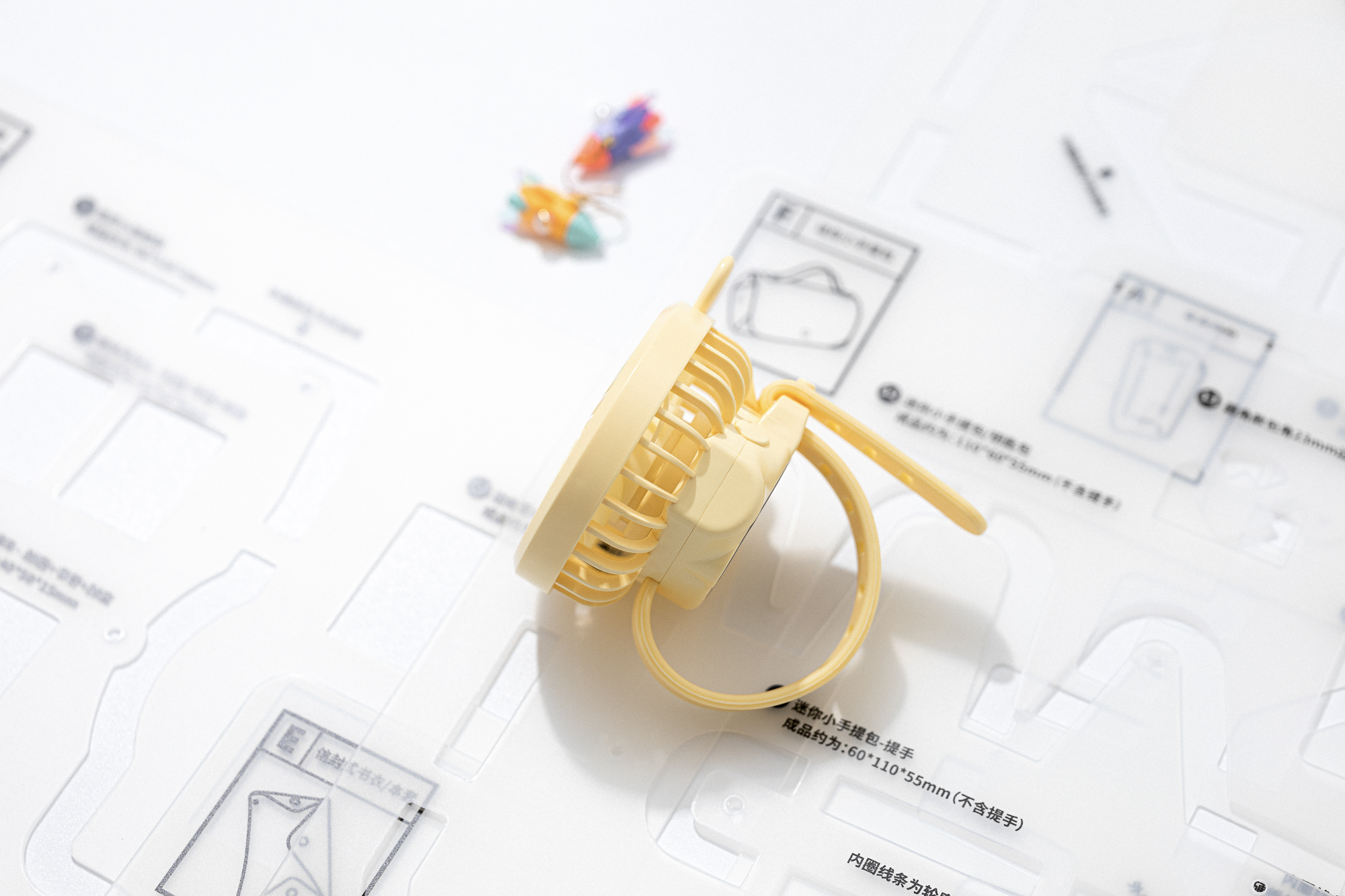 Wrist watch，Fan，