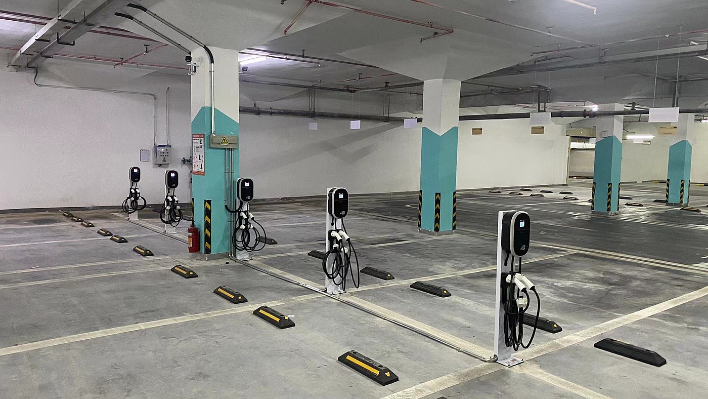 Wall mounted charging pile，