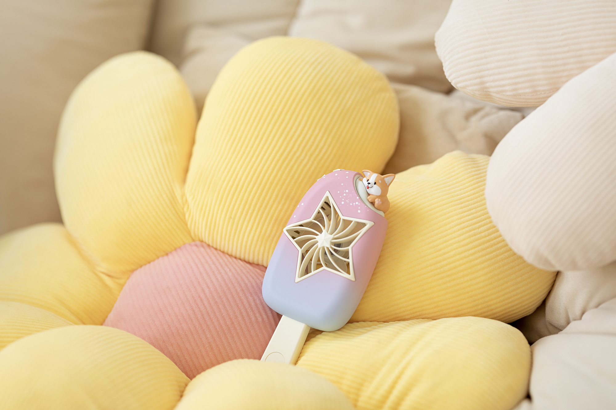 Butter cat，Ice cream，Fan，