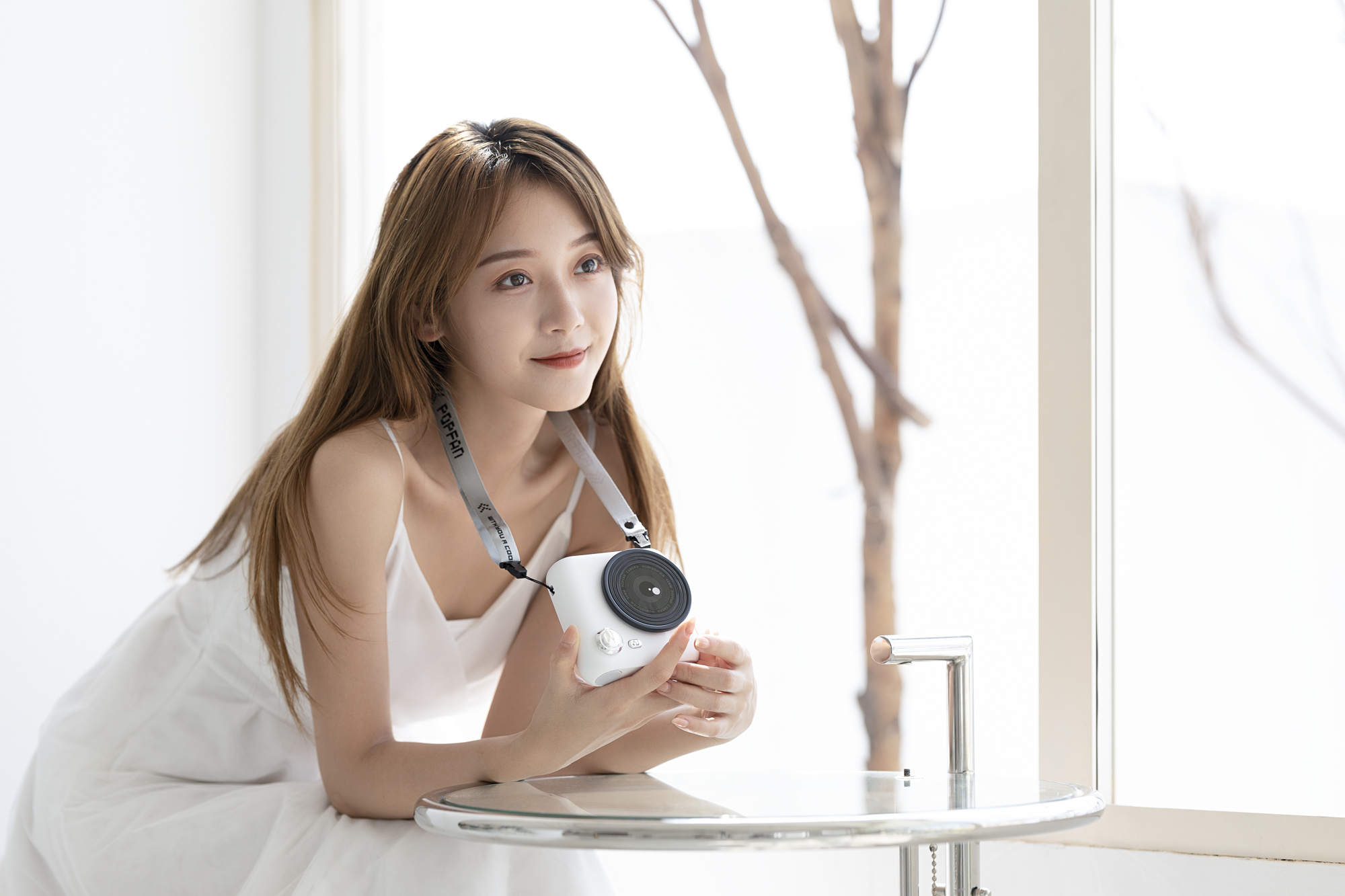 halter ，Fan，spray，shot，Shenzhen，