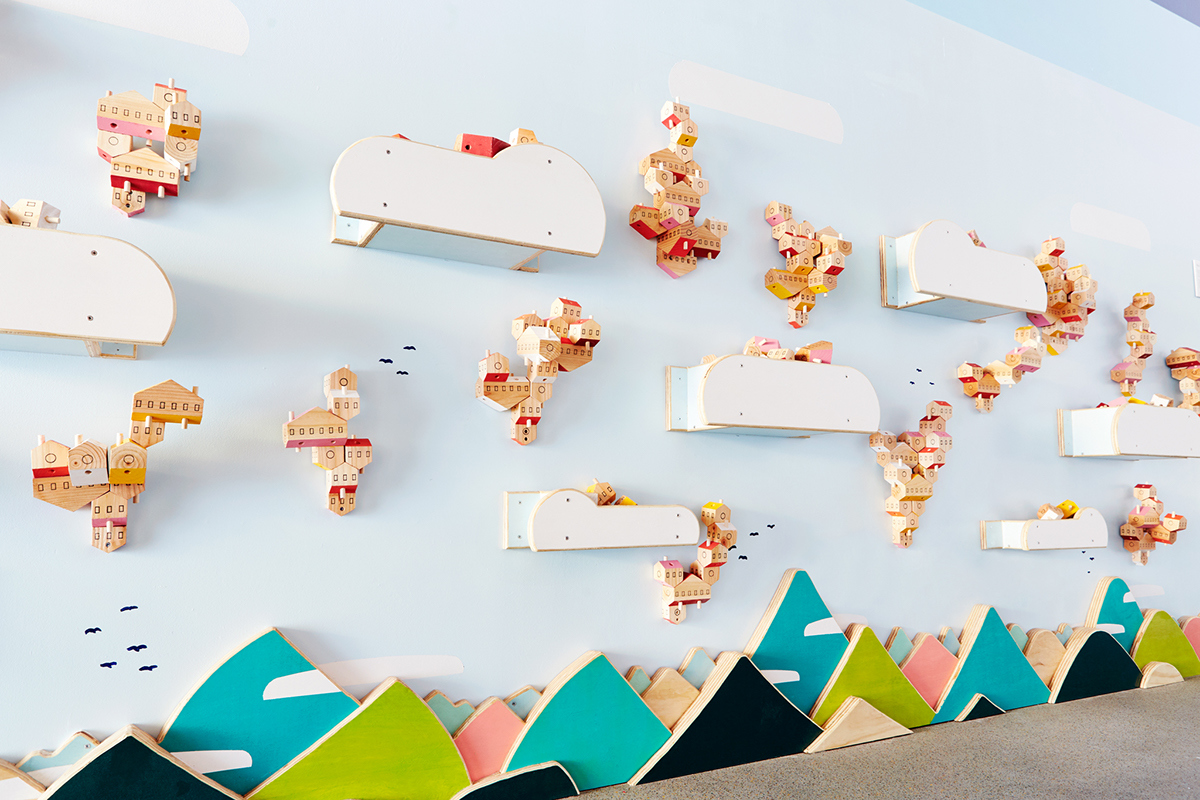 children，Toys，Building blocks，Puzzle，house，wood，