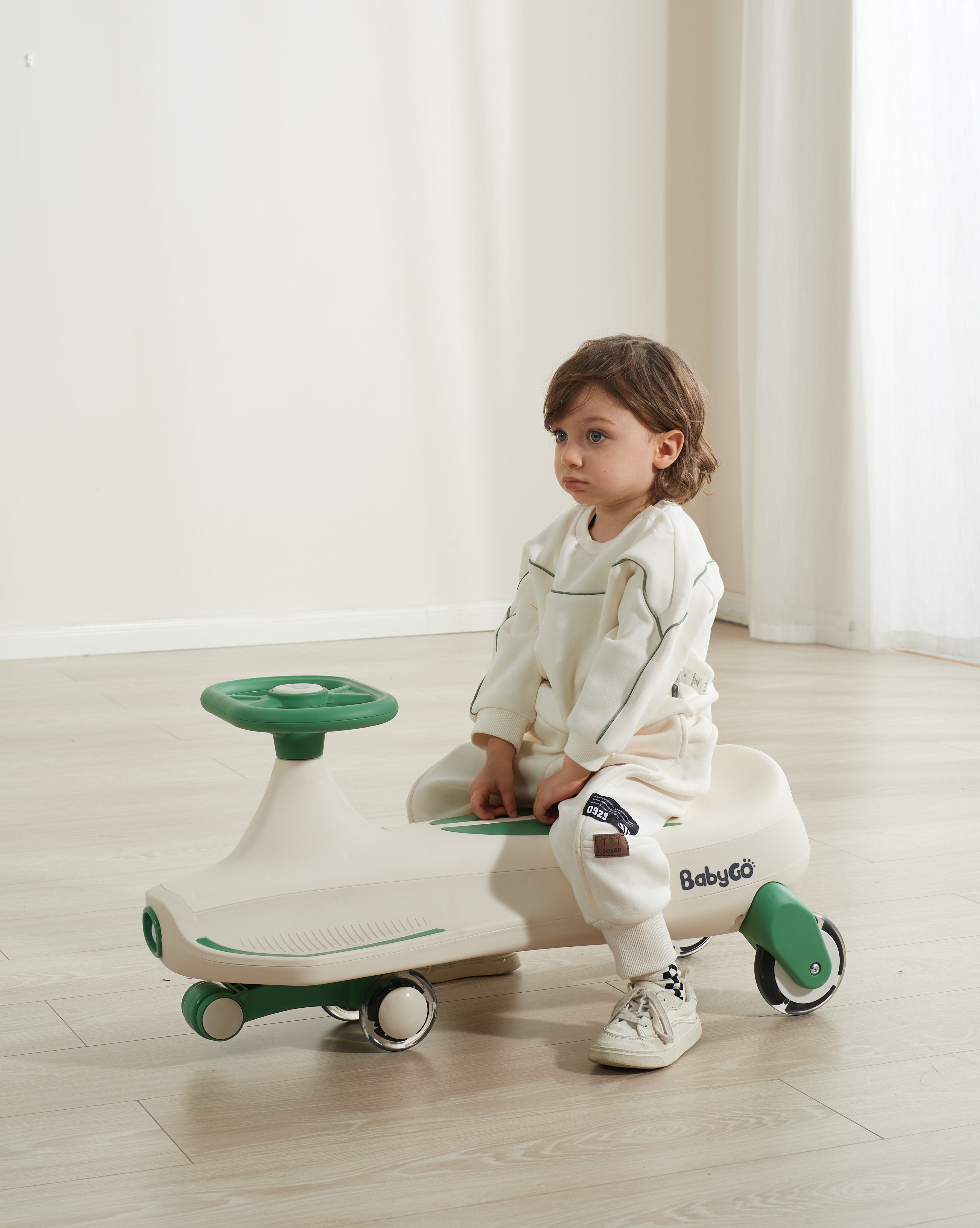 swing car，Parenting，Mute wheel，